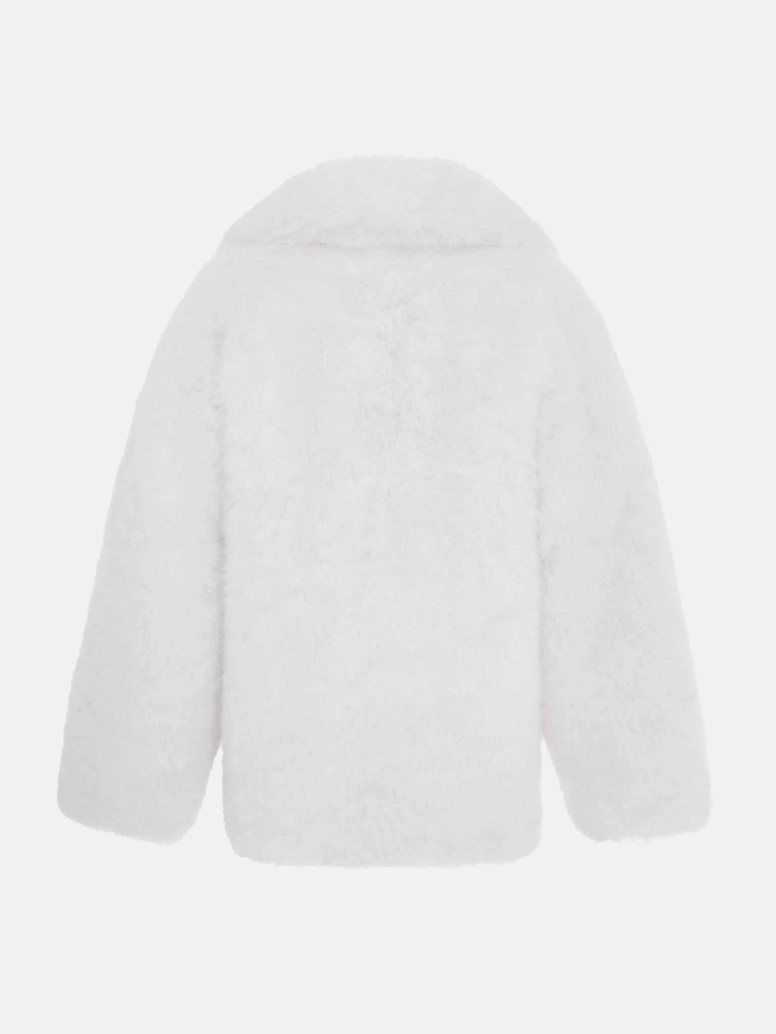 Короткая экошуба с объемным воротником