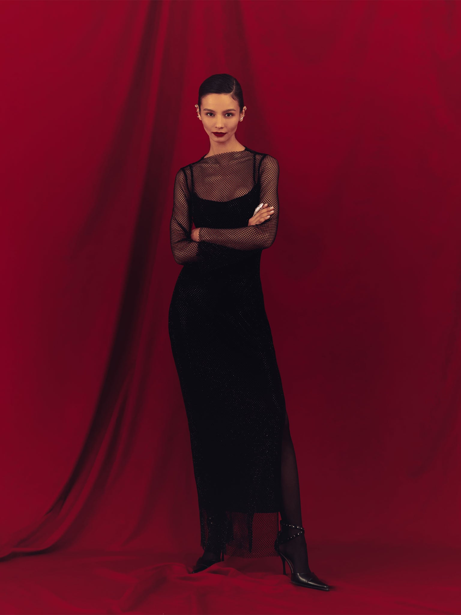 Mesh maxi dress with monochrome lining