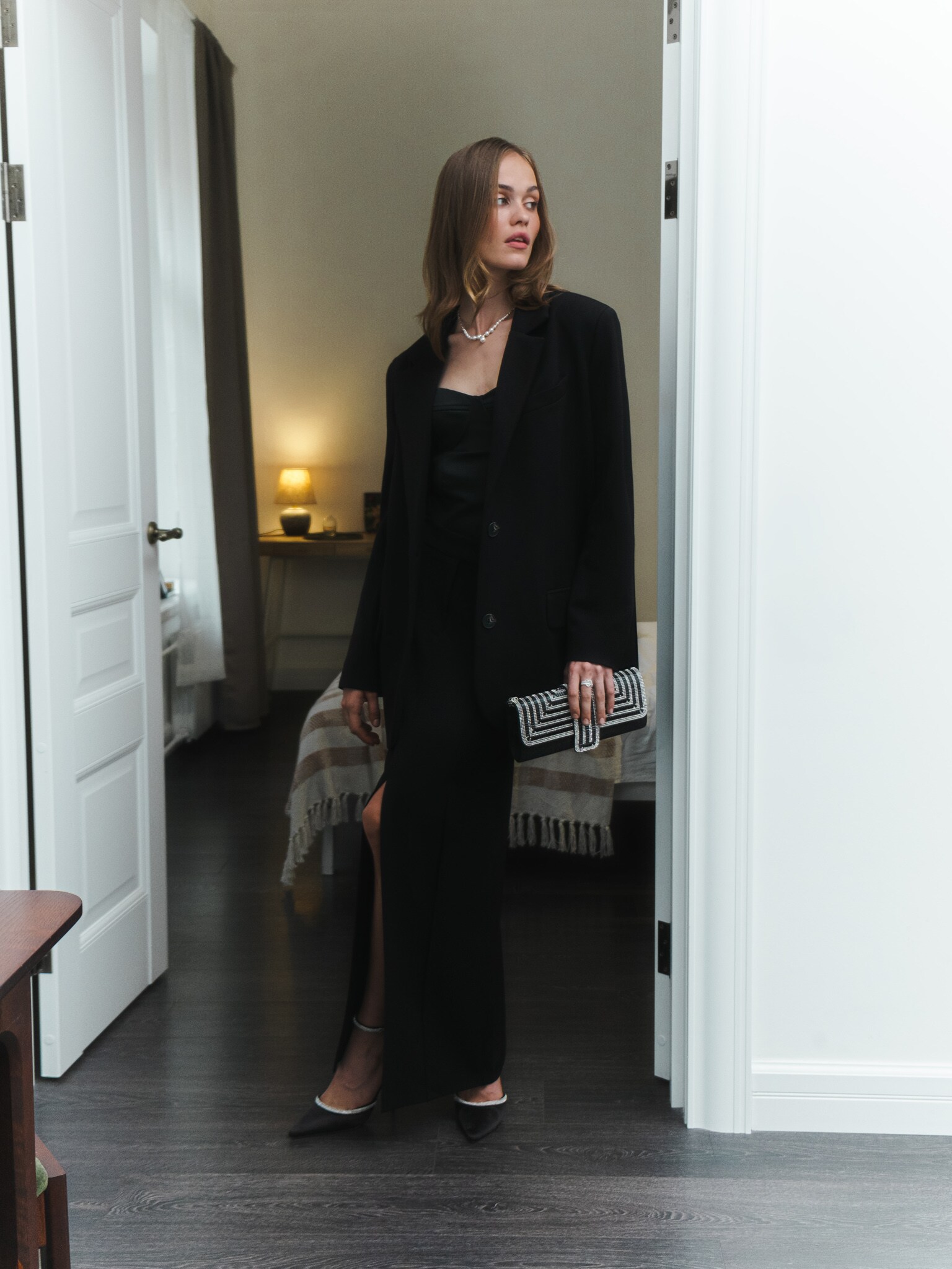 Maxirock mit Frontschlitz aus Anzugstoff