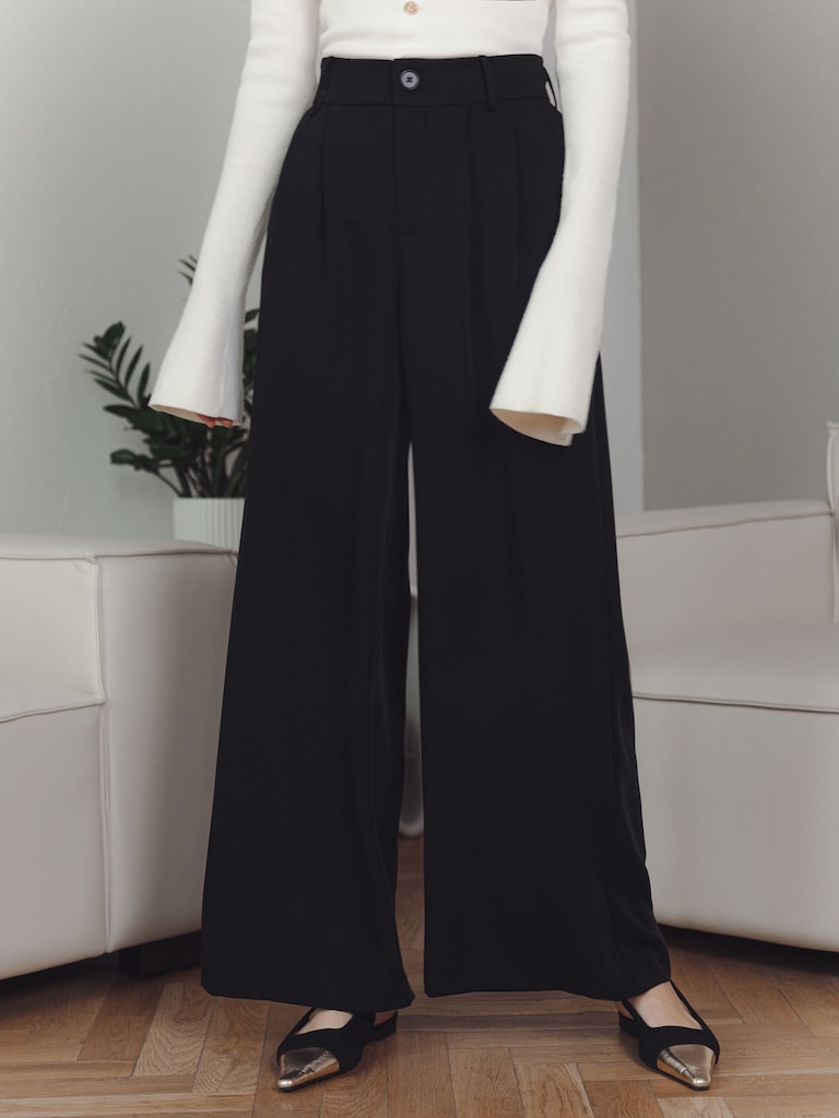 Palazzo trousers with waist pleats