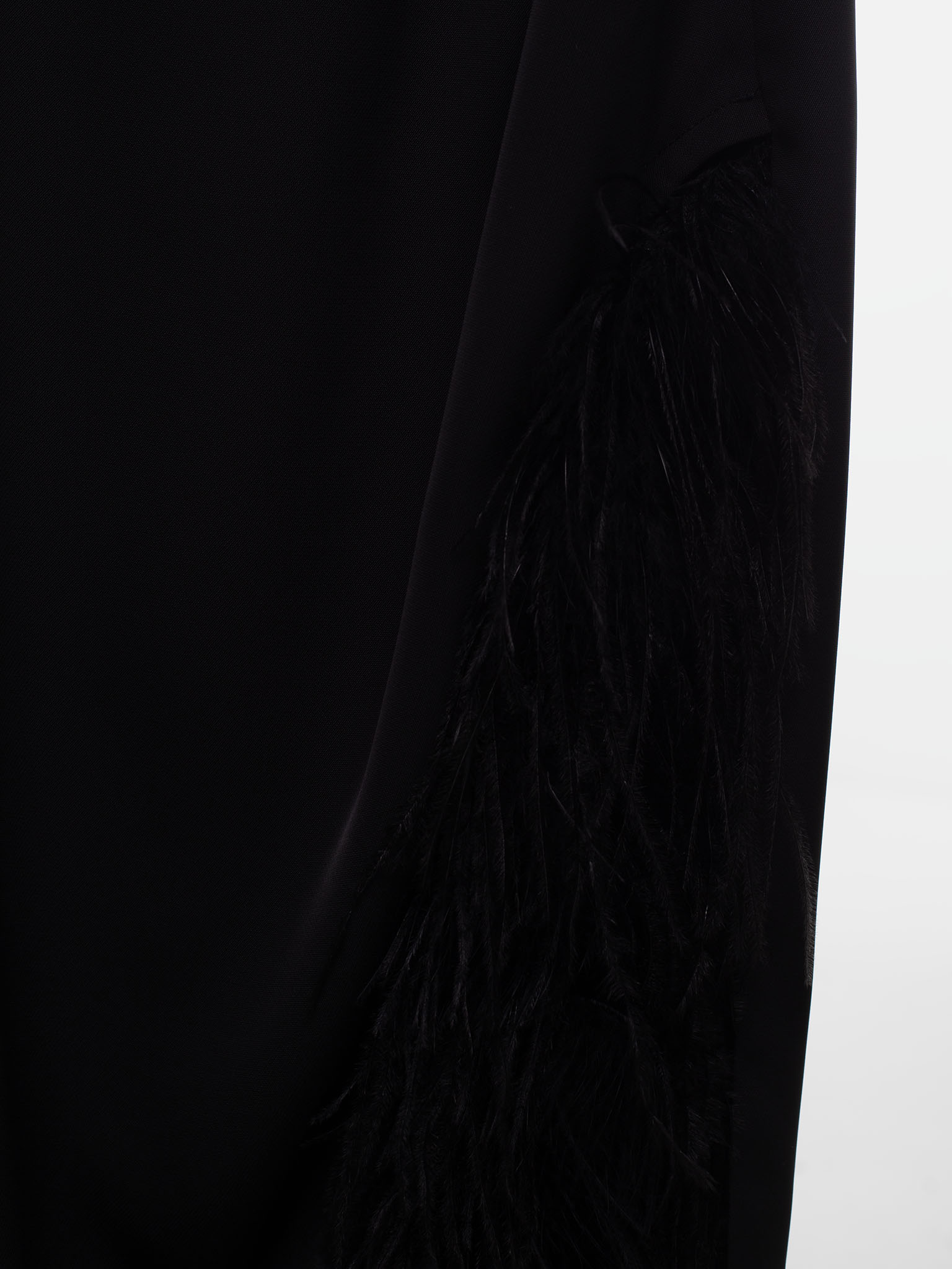 Платье-комбинация макси с перьями на юбке :: LICHI - Online fashion store