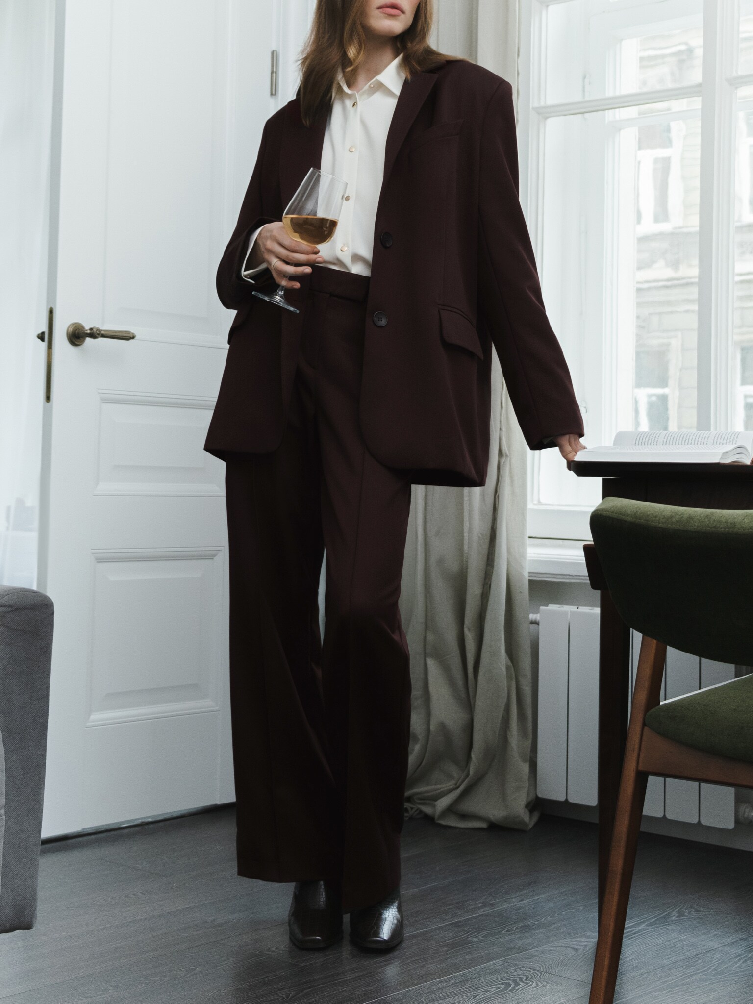 Костюмные брюки с широким поясом :: LICHI - Online fashion store