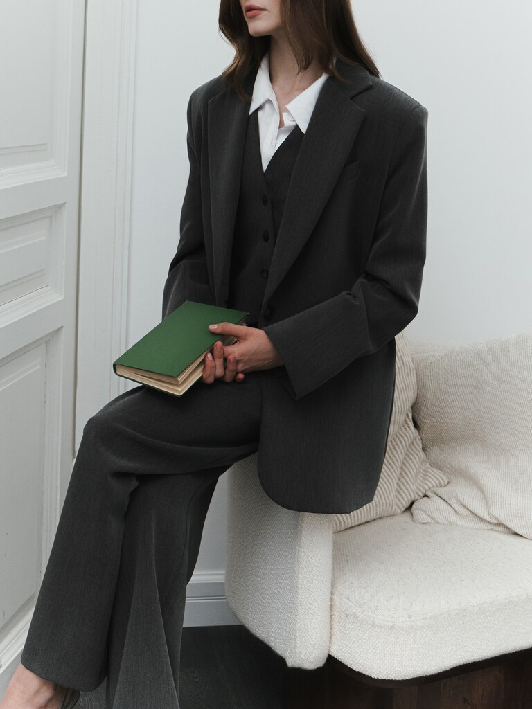 Однобортный жакет оверсайз из костюмной ткани