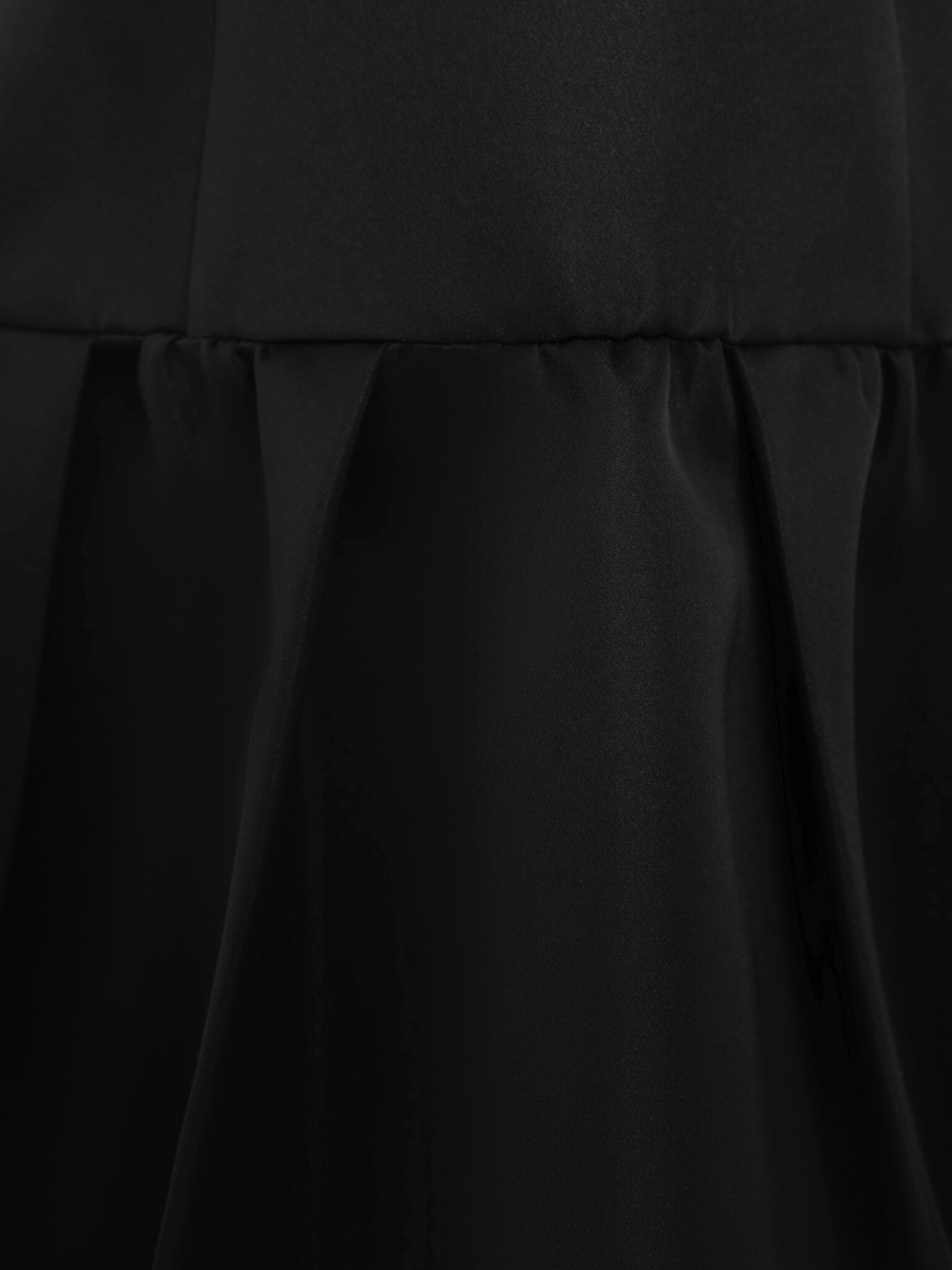 Платье мини без бретелей с пышной юбкой :: LICHI - Online fashion store