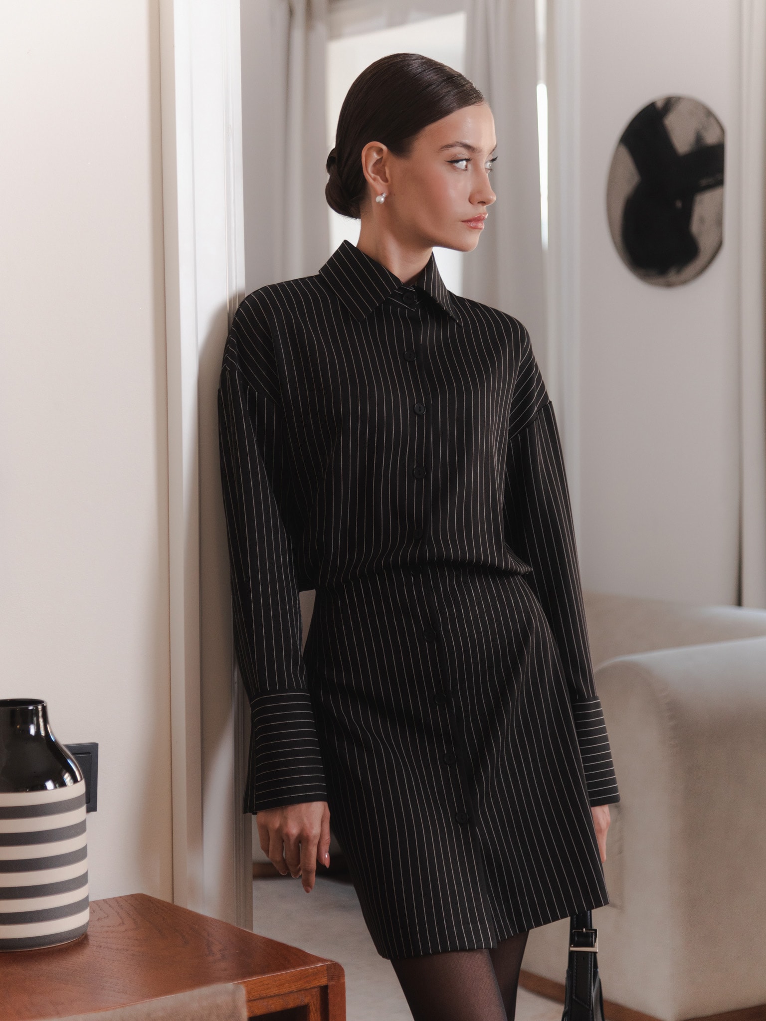 Платье-рубашка мини в тонкую полоску