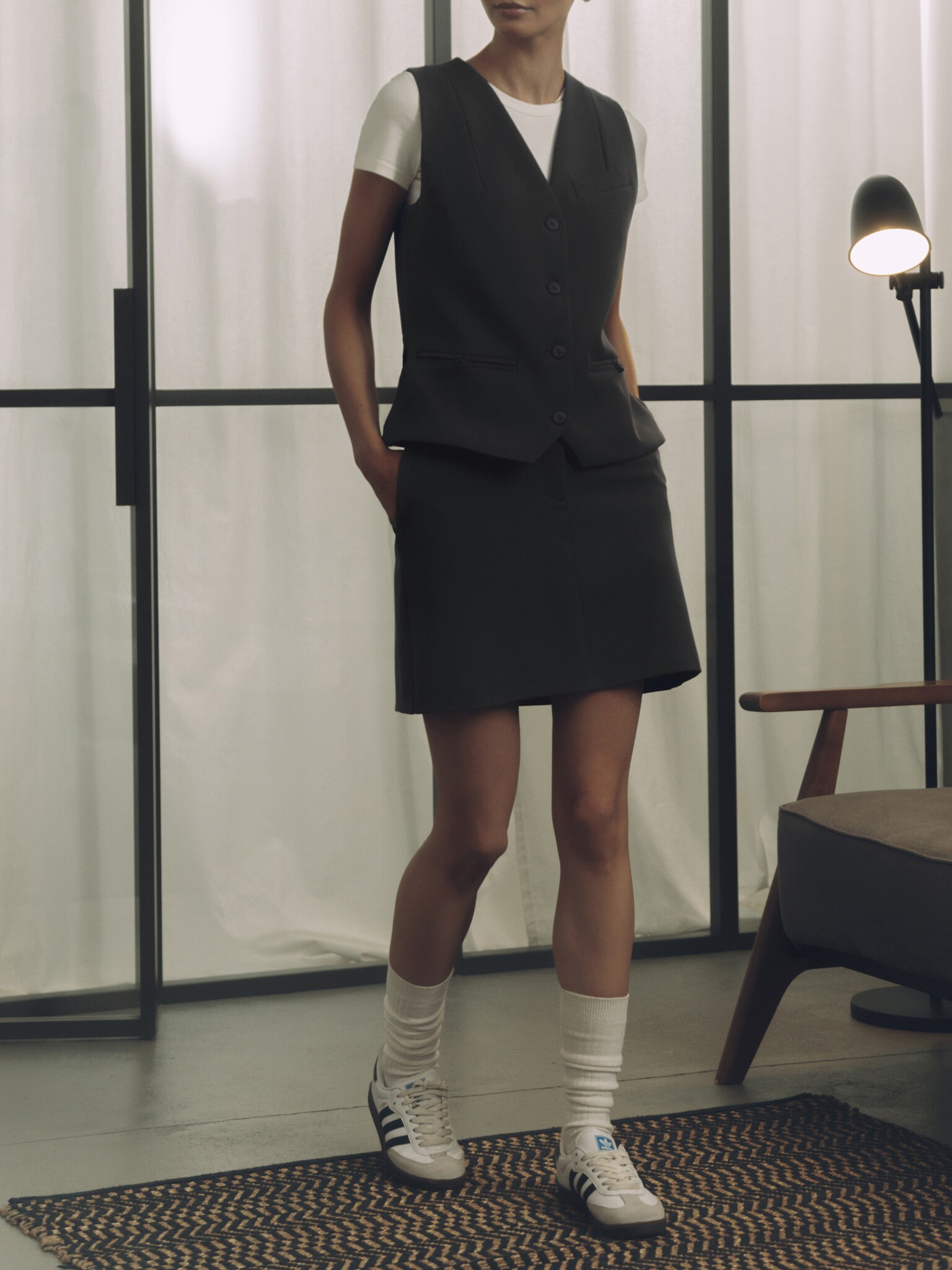 Жилет из костюмной ткани :: LICHI - Online fashion store