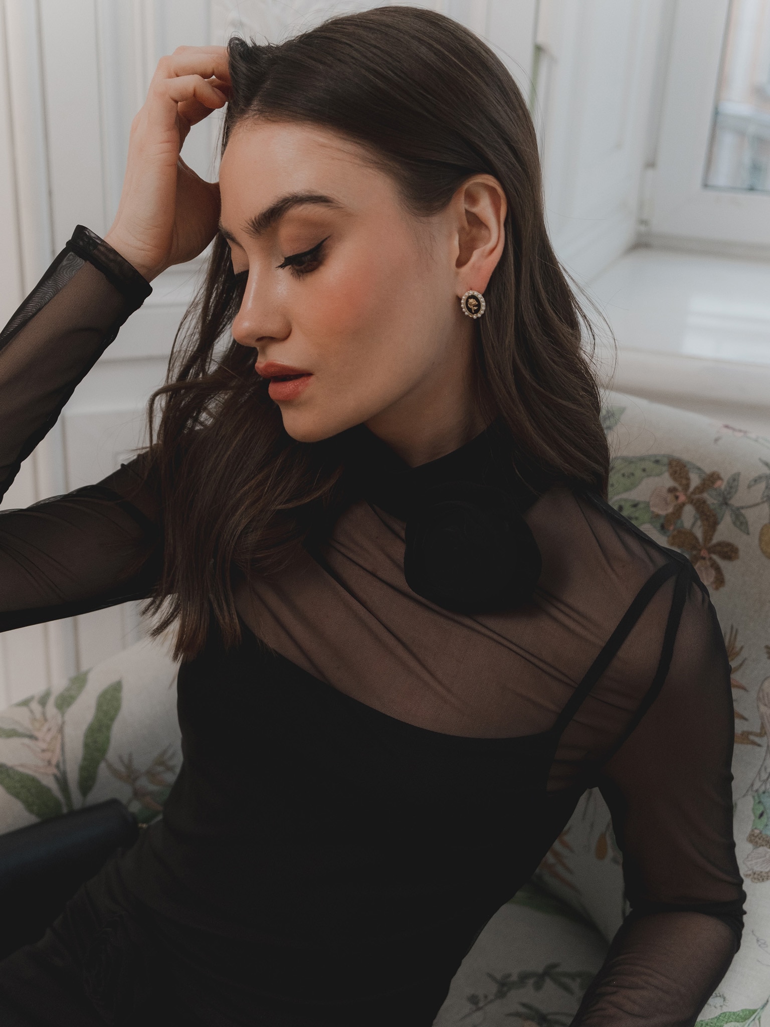 Mesh top with flower decor