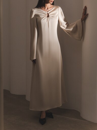 Maxi dress with accent neckline :: LICHI - Online fashion store