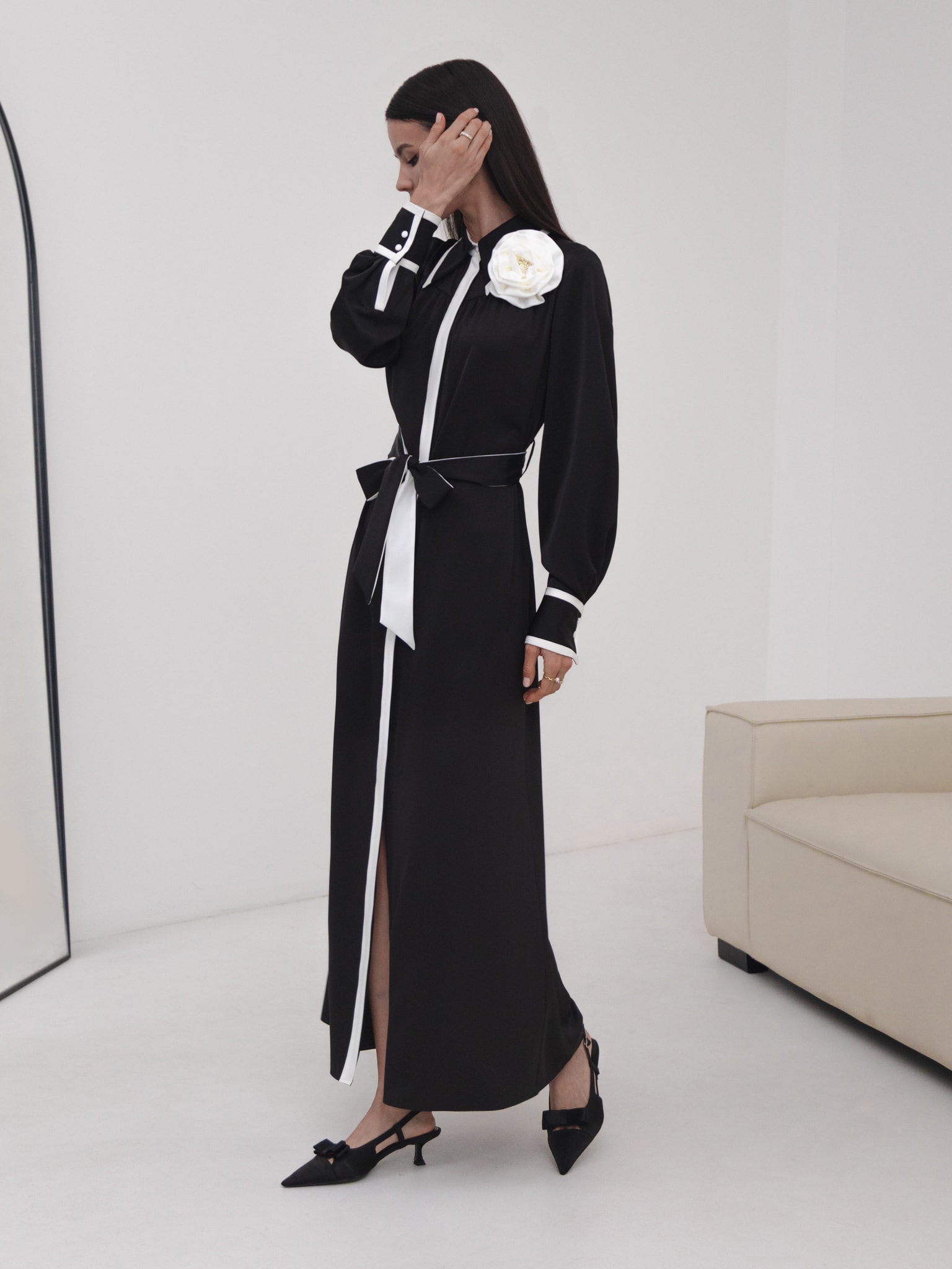 Maxi Dress With Contrasting Inserts And Flower Brooch LICHI Online maxi-dress-with-contrasting-inserts-and-flower-brooch-lichi-online