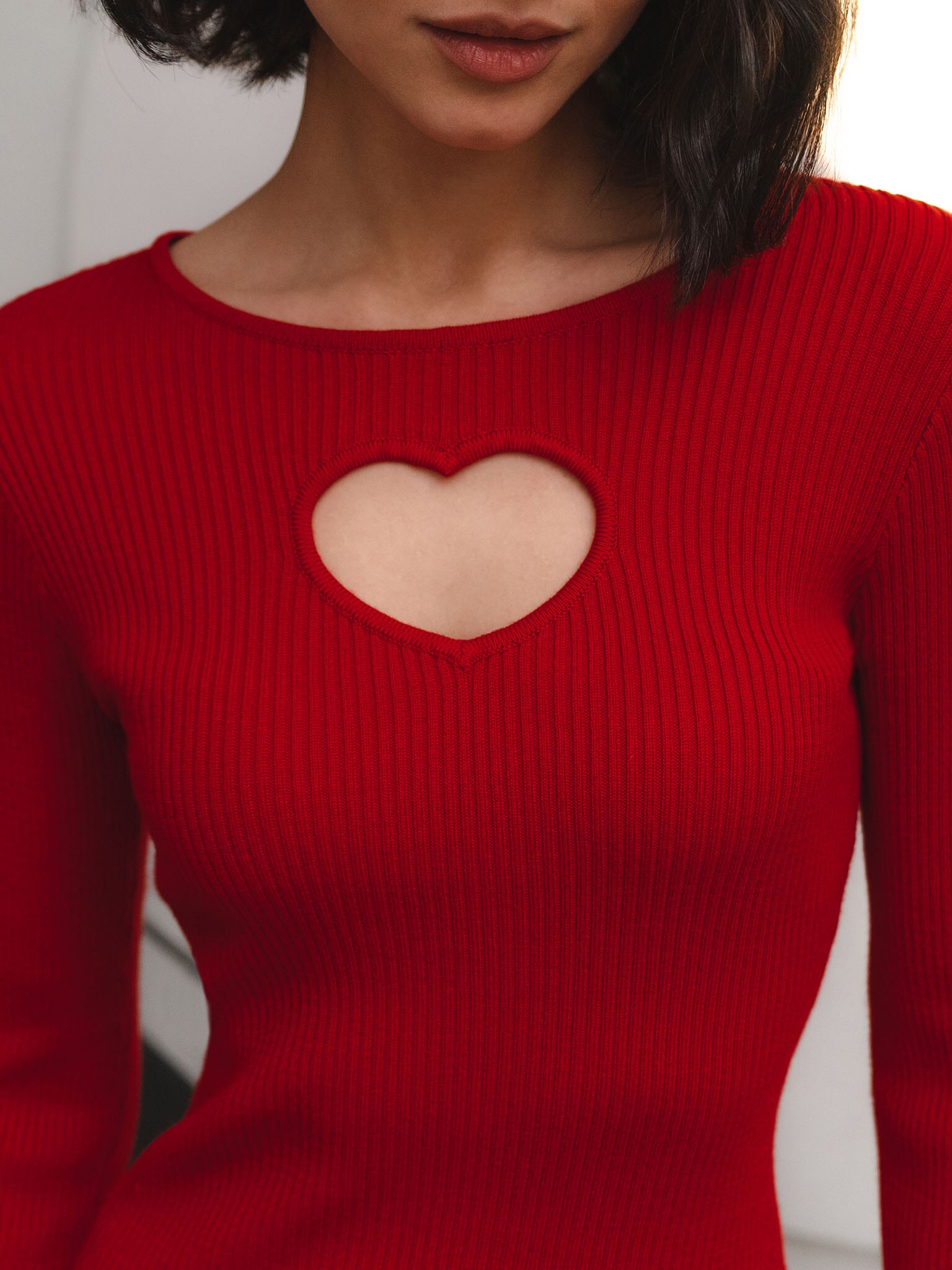 Knitted top with heart-shaped neckline :: LICHI - Online fashion store