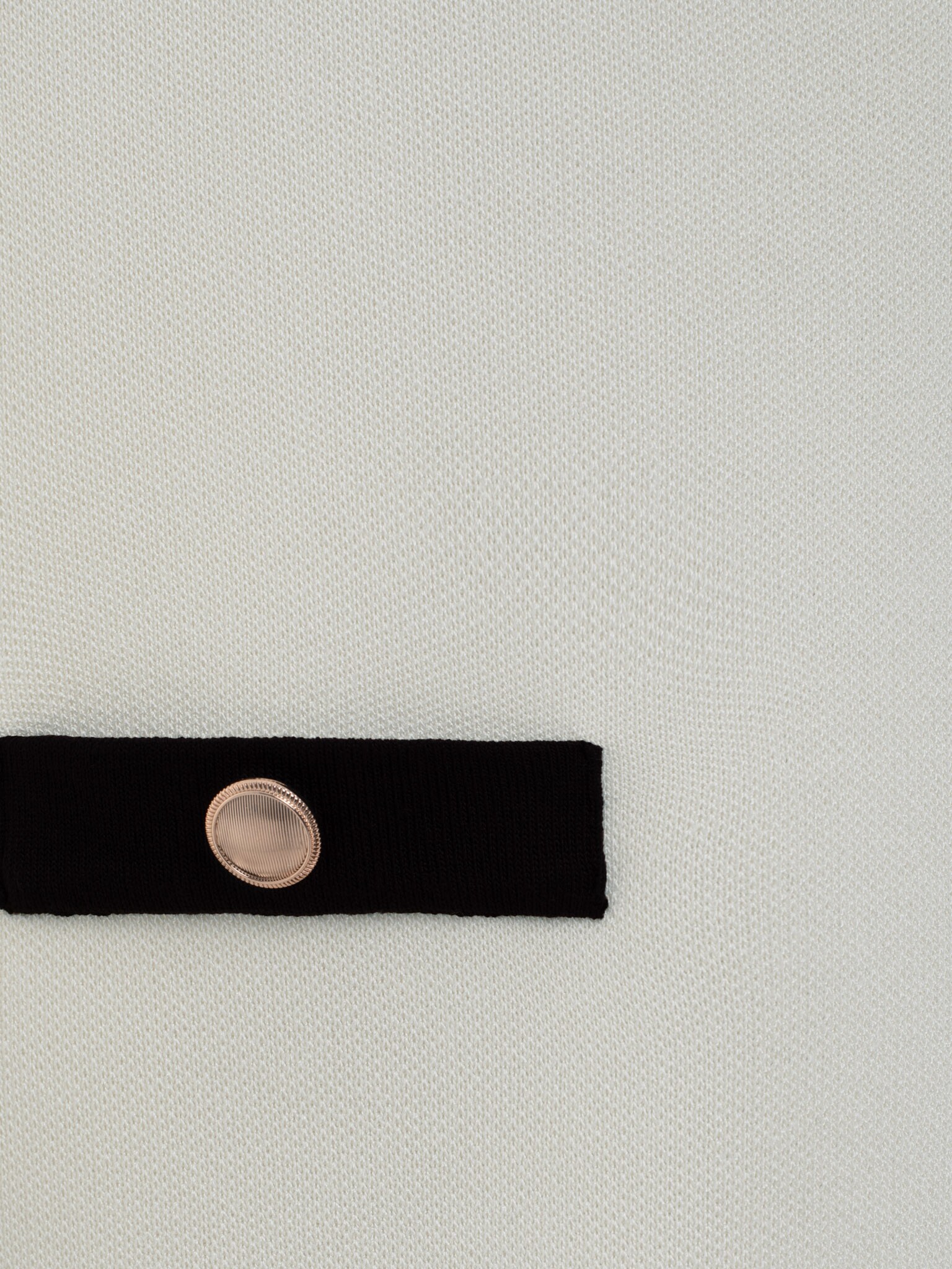 Knitted cardigan with golden buttons