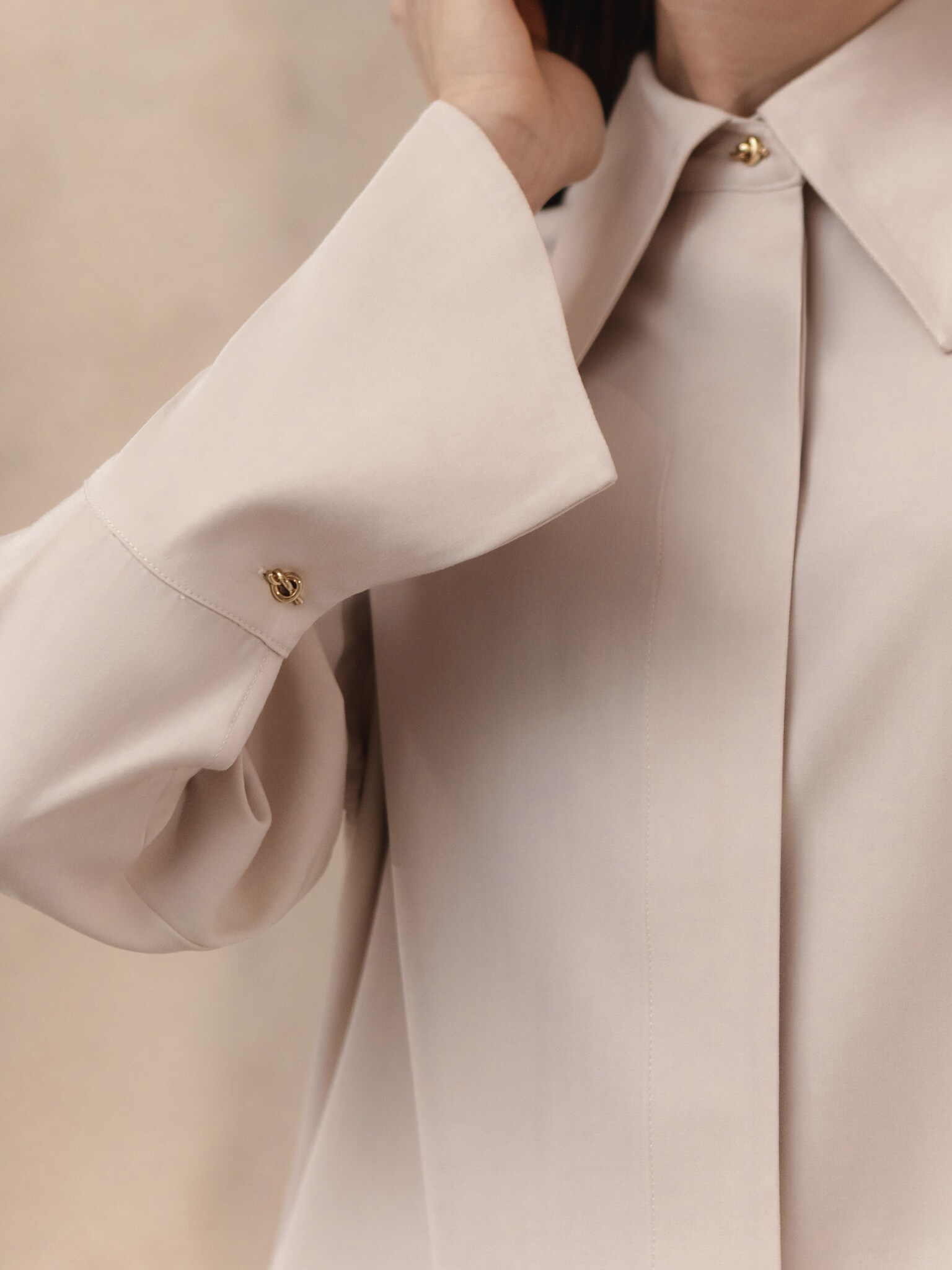 Loose shirt with wide cuffs :: LICHI - Online fashion store