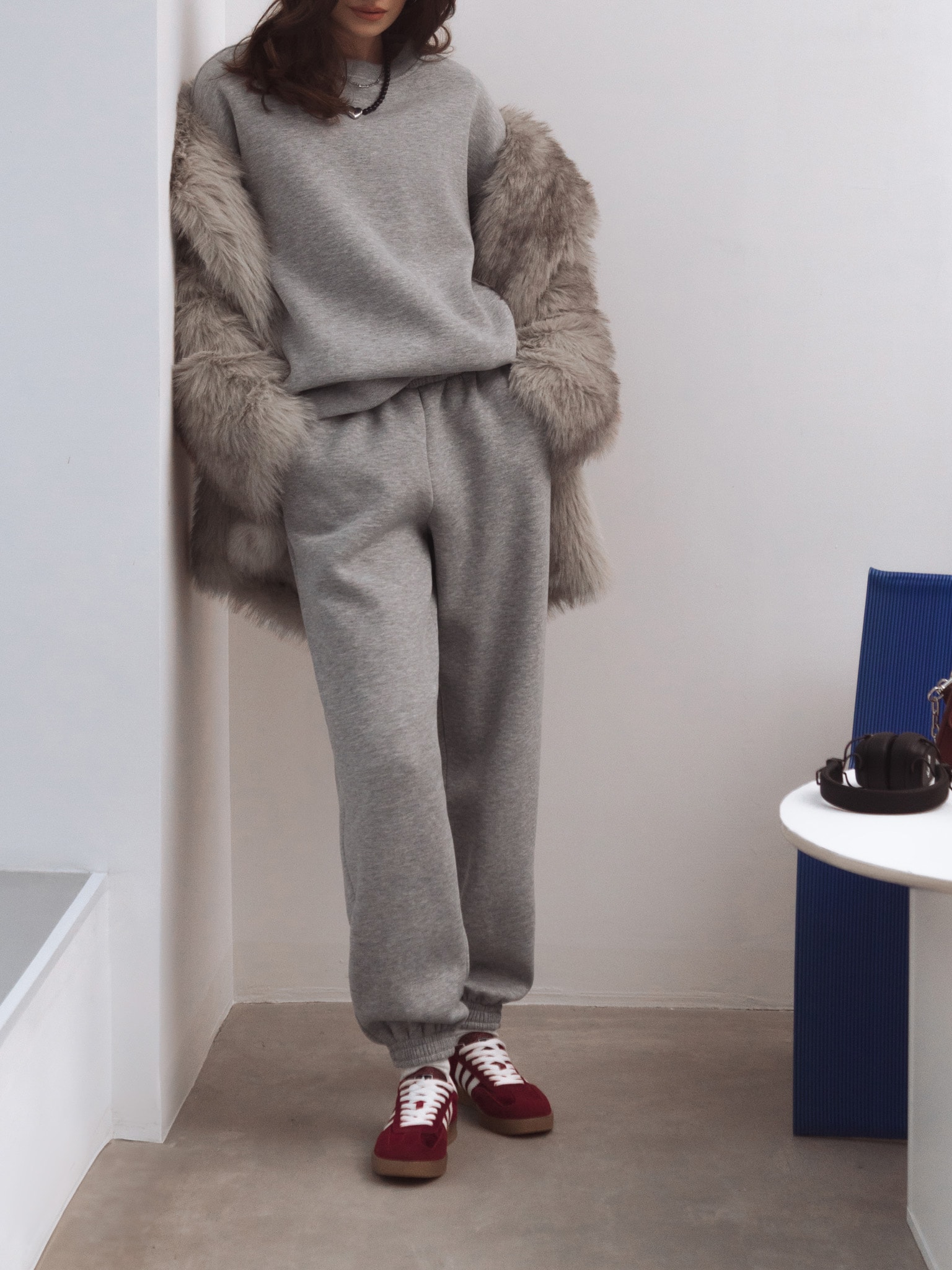 Трикотажный свитшот из футера