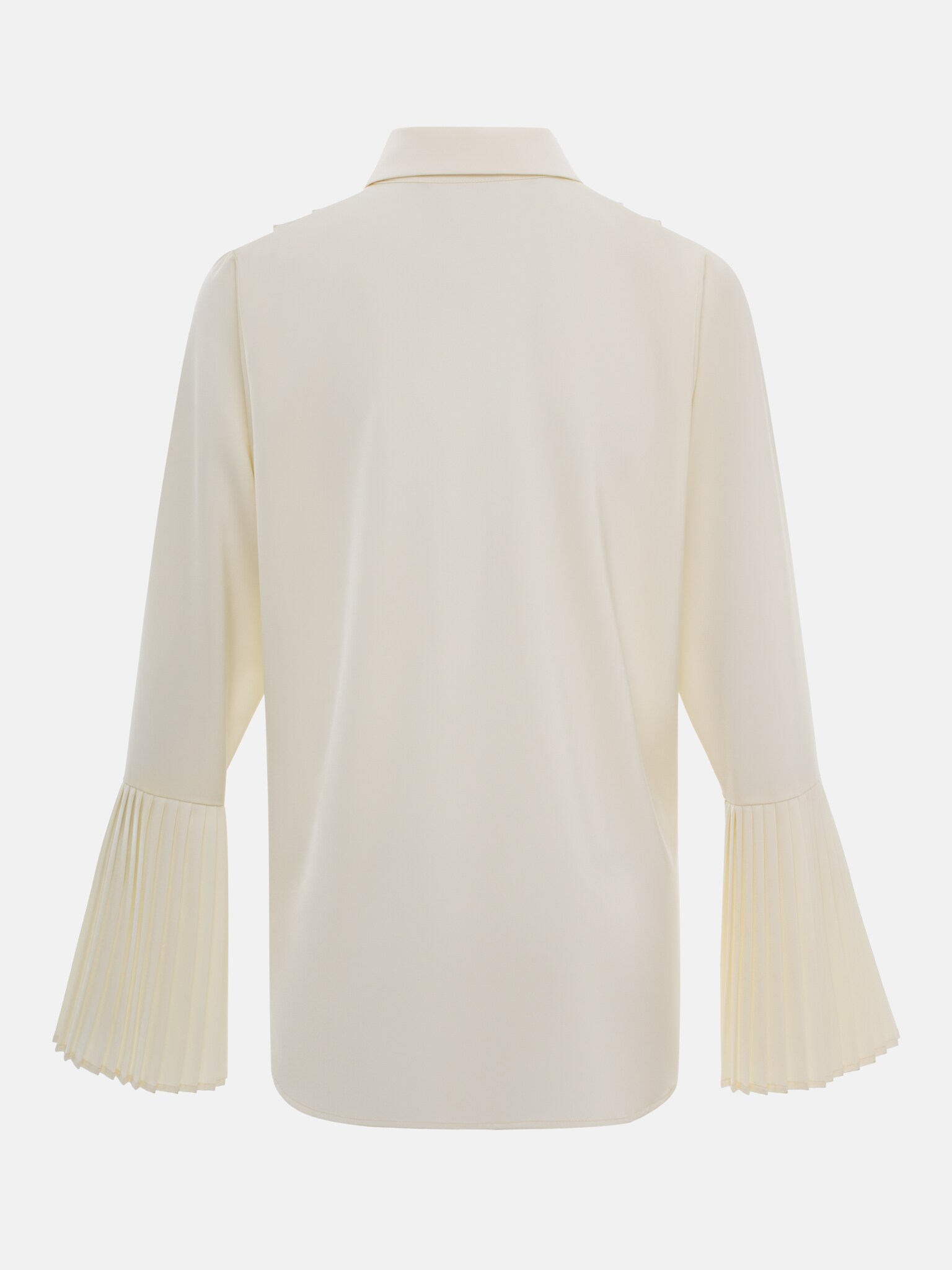 Loose blouse with pleated cuffs