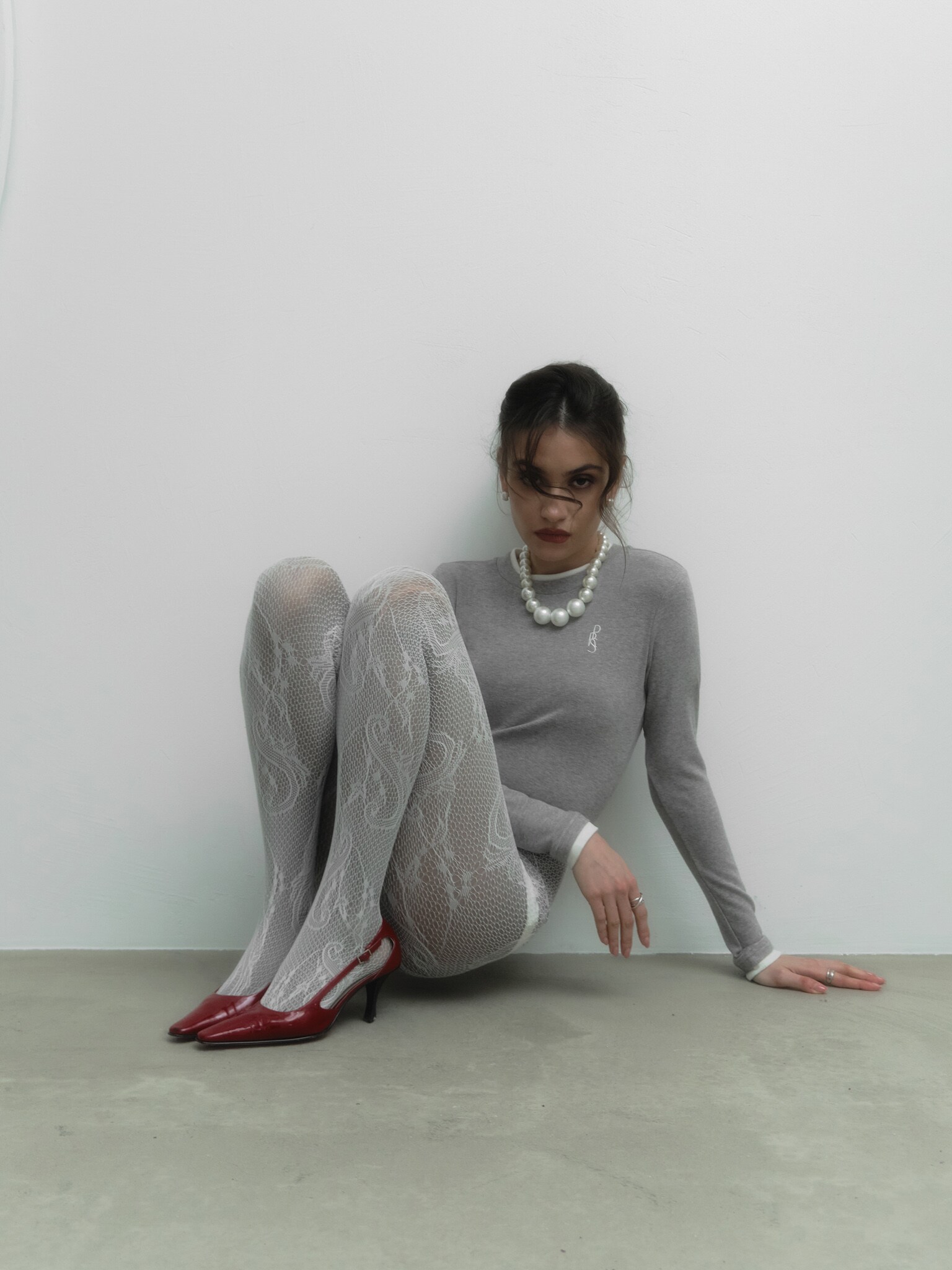 Комбинированный лонгслив с вышивкой :: LICHI - Online fashion store