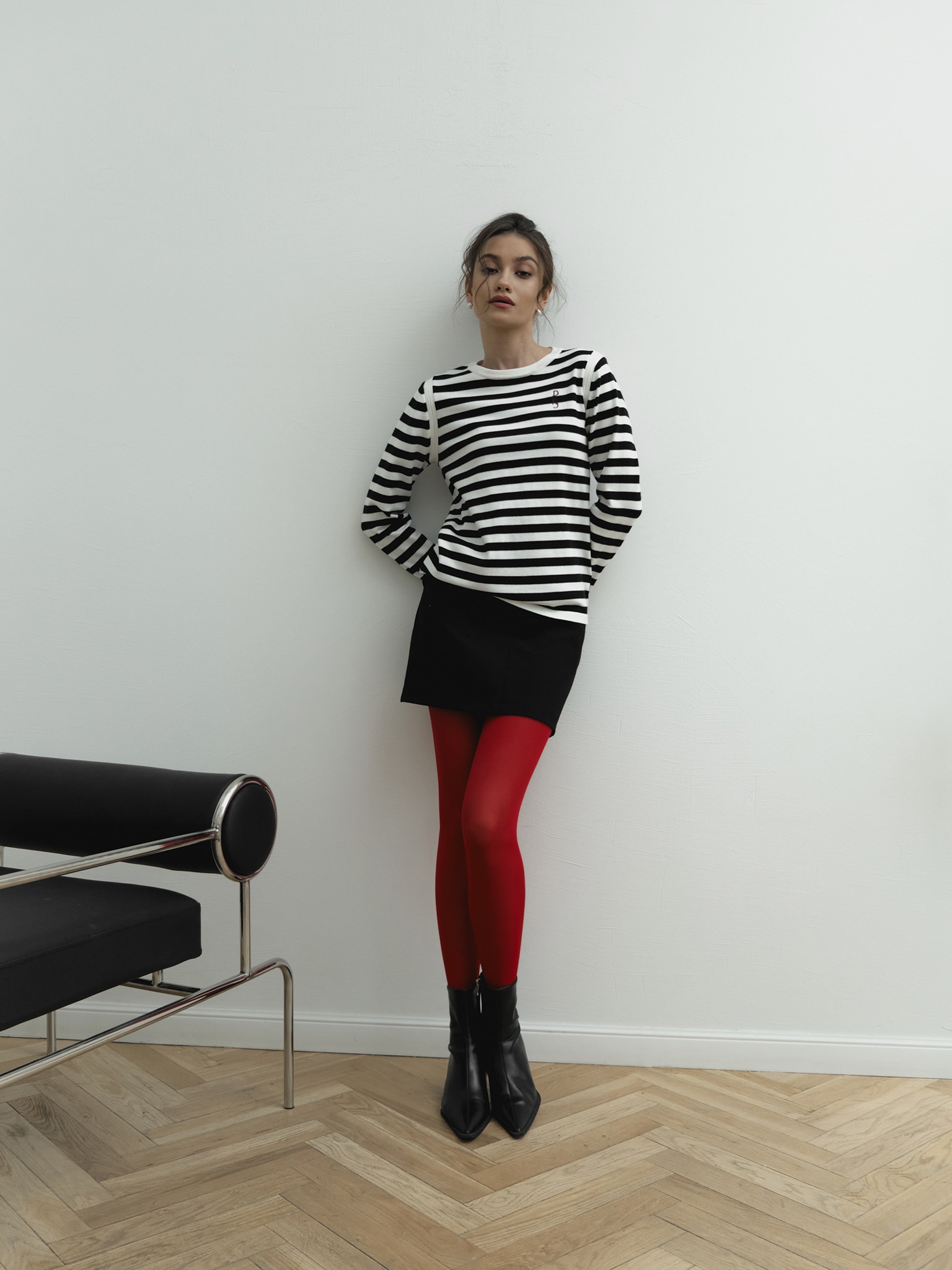 Gestreiftes Oberteil mit Stickerei