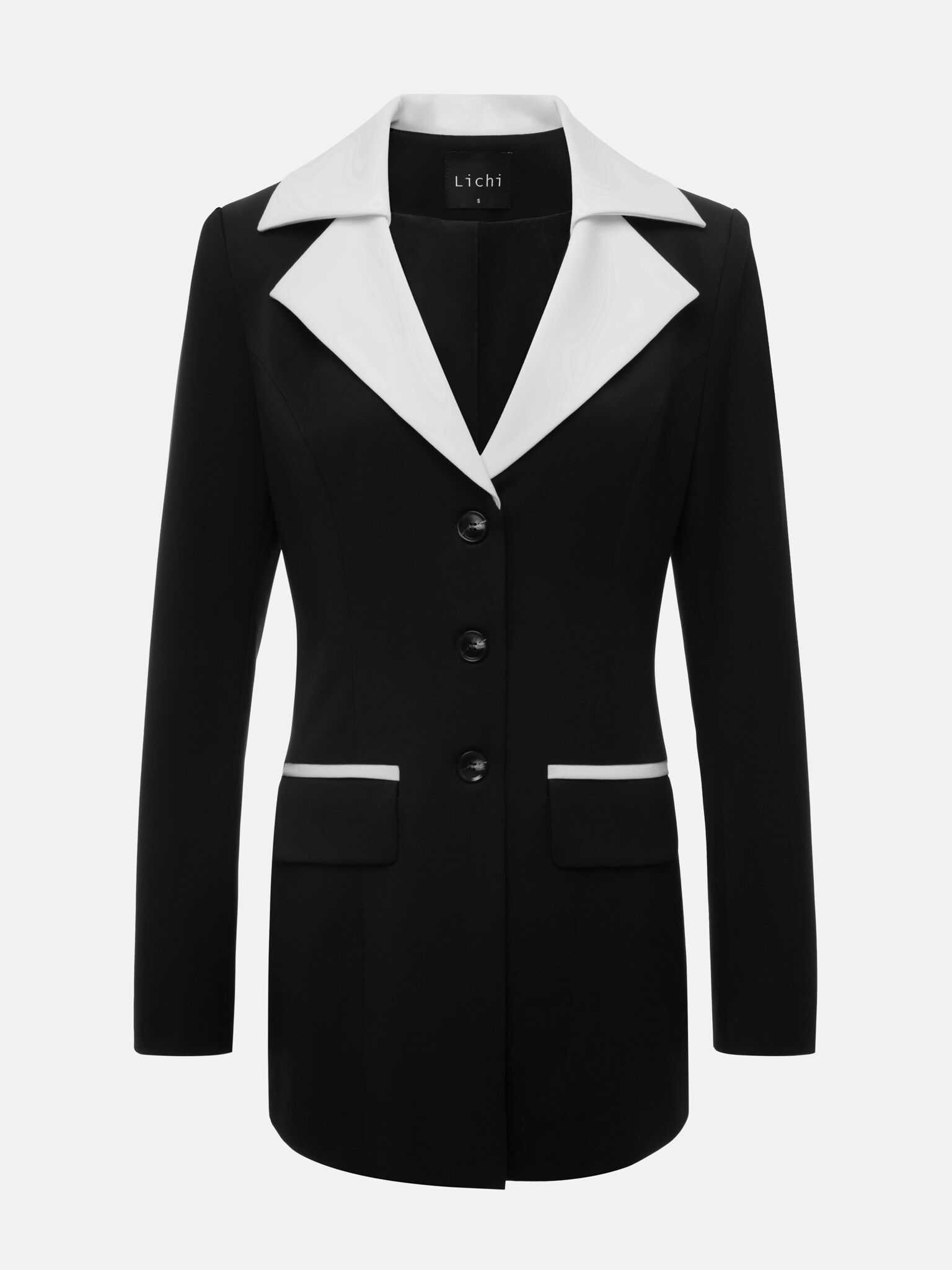 Single-breasted jacket with contrasting lapels