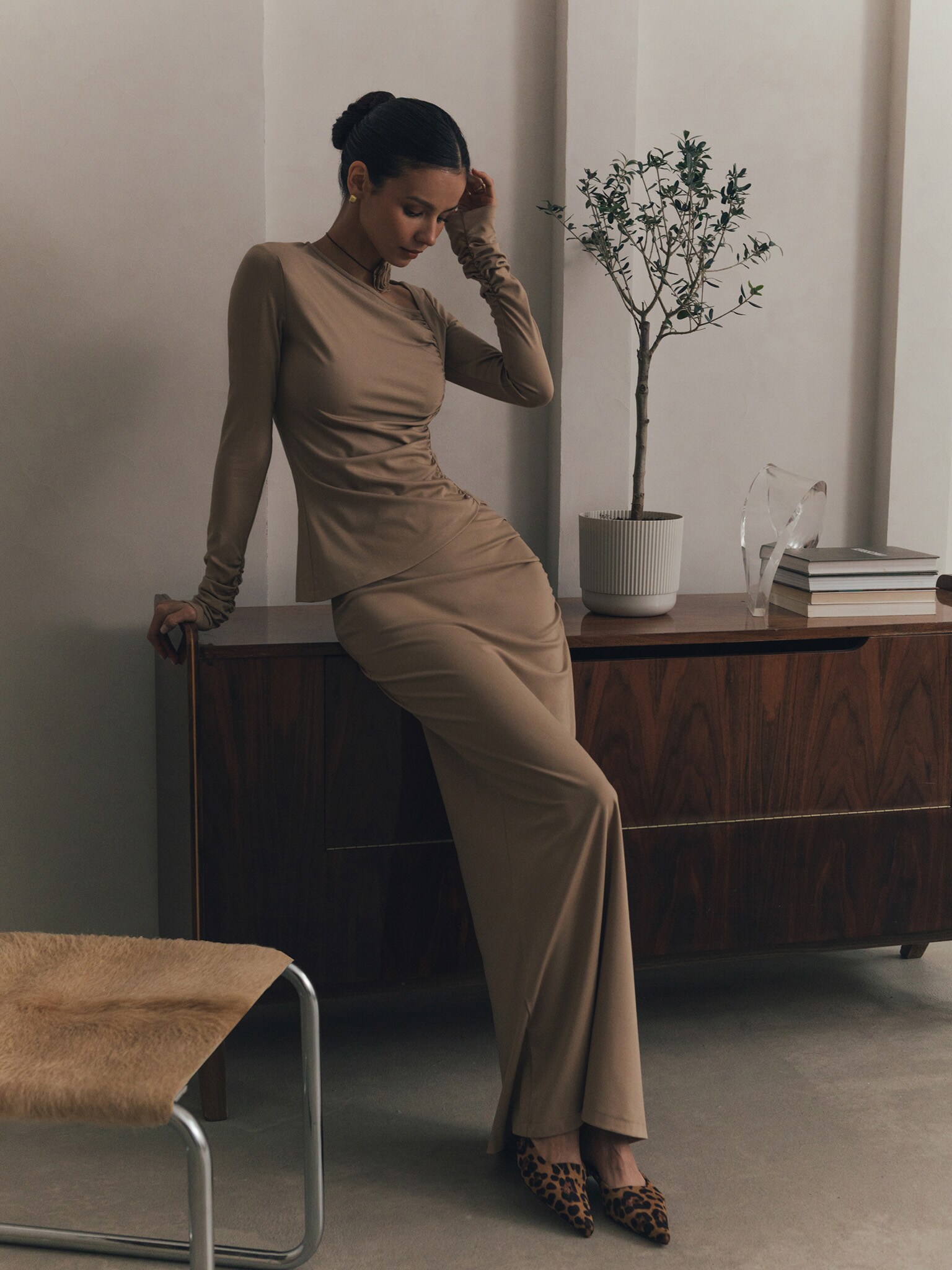 Юбка макси с асимметричной сборкой :: LICHI - Online fashion store