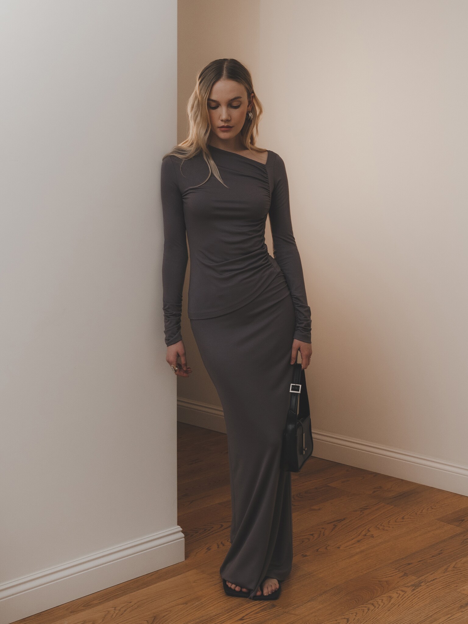 Юбка макси с асимметричной сборкой :: LICHI - Online fashion store