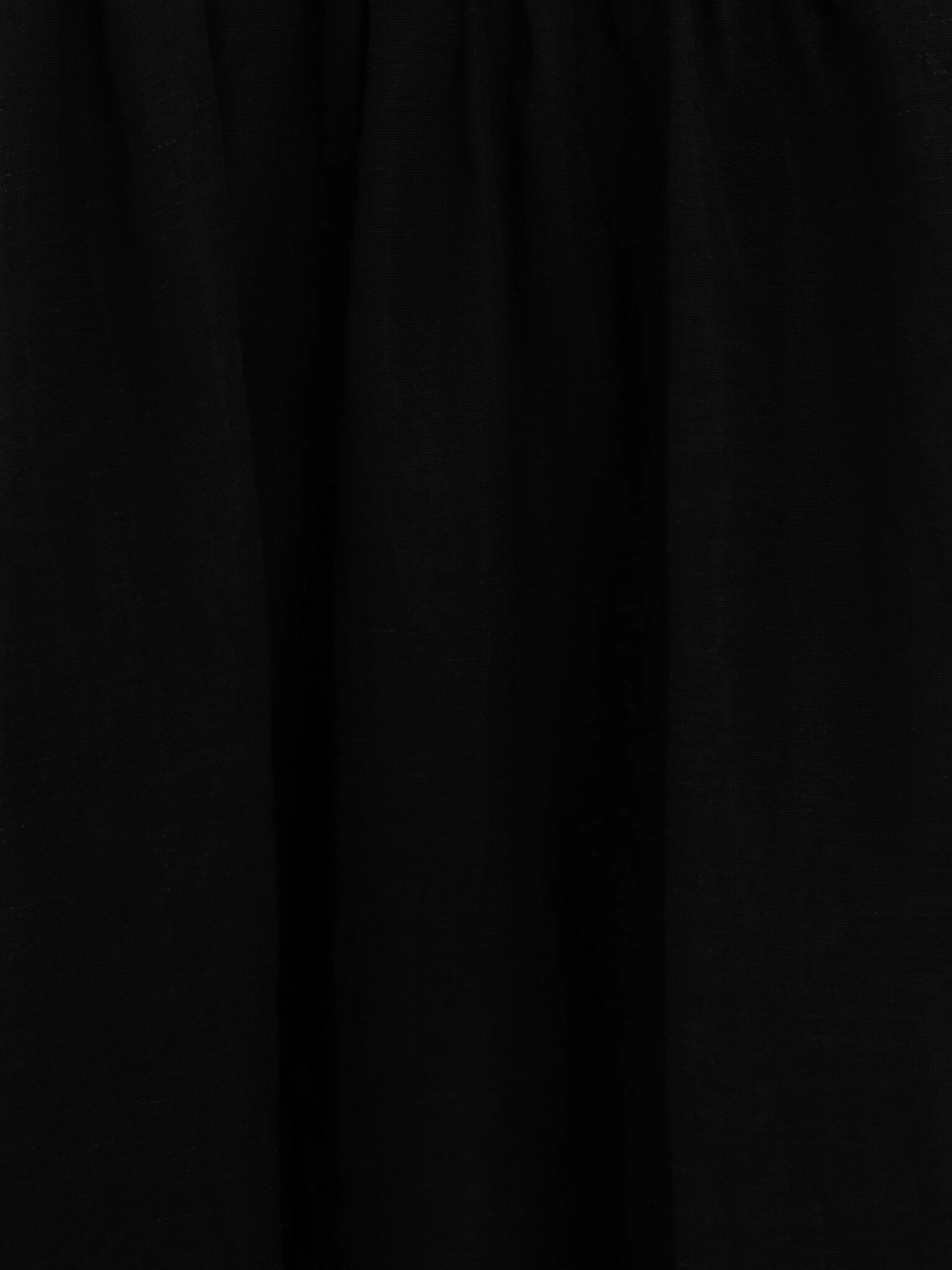 Платье мини с оборками на лифе и пышной юбкой