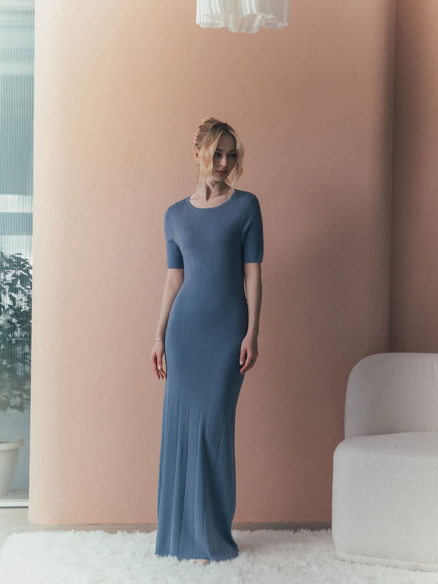 Langes Maxikleid aus Jersey mit Bändern im Rücken