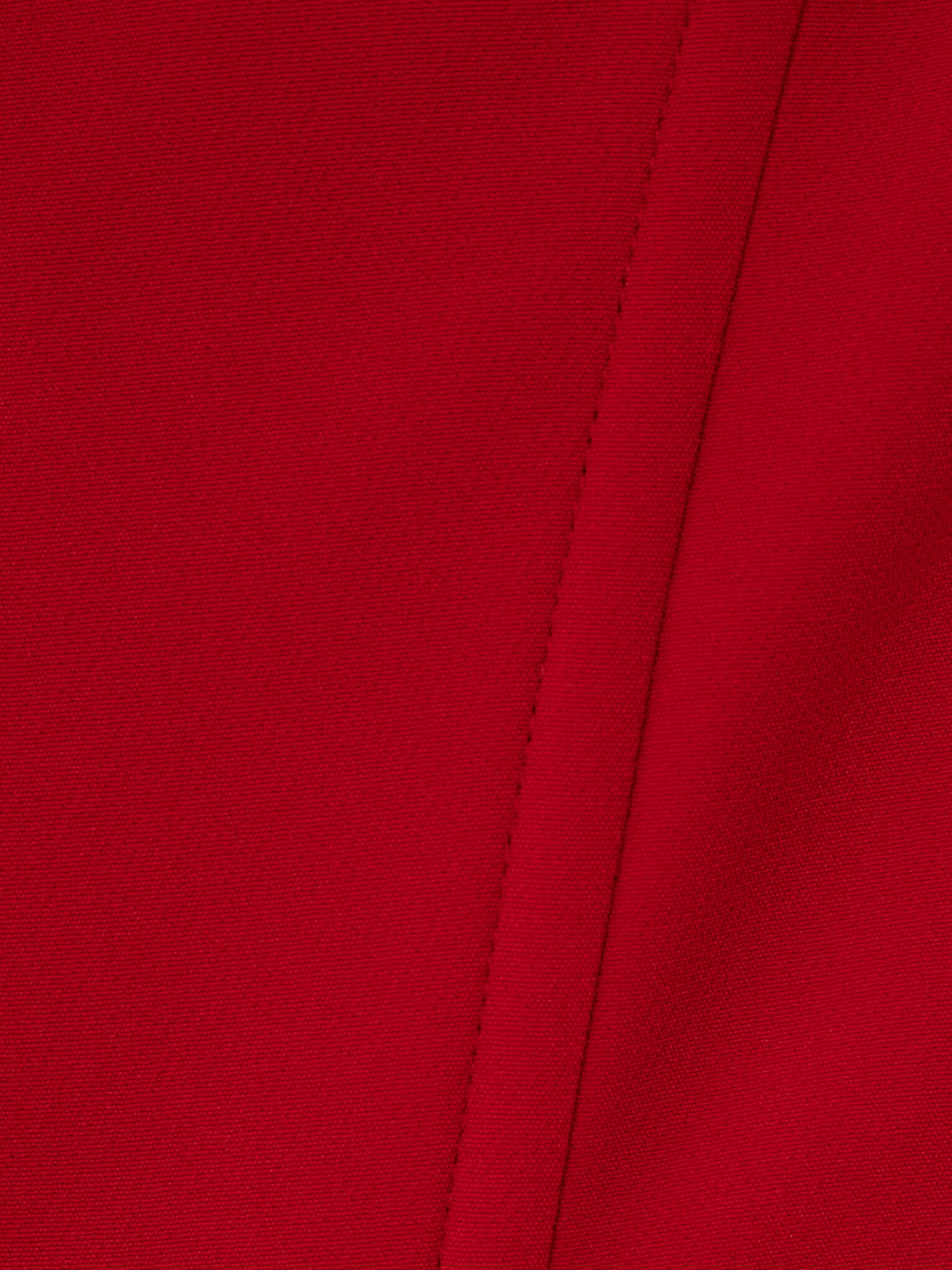 Платье мини с открытыми плечами и бантом на лифе