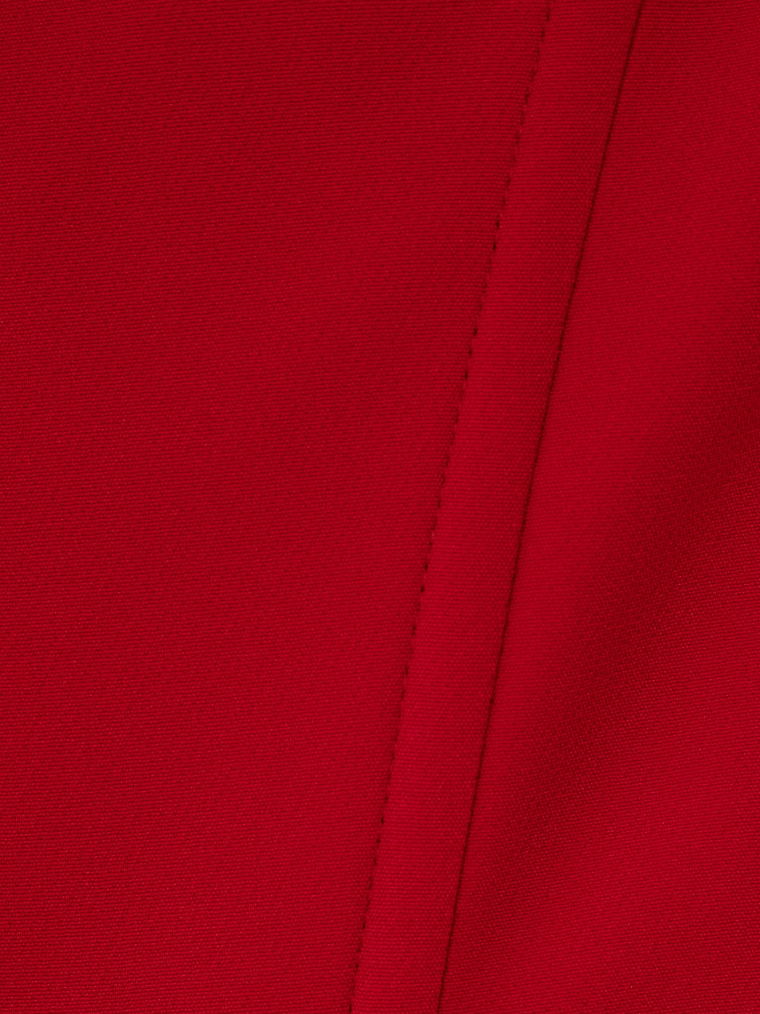 Платье мини с открытыми плечами и бантом на лифе