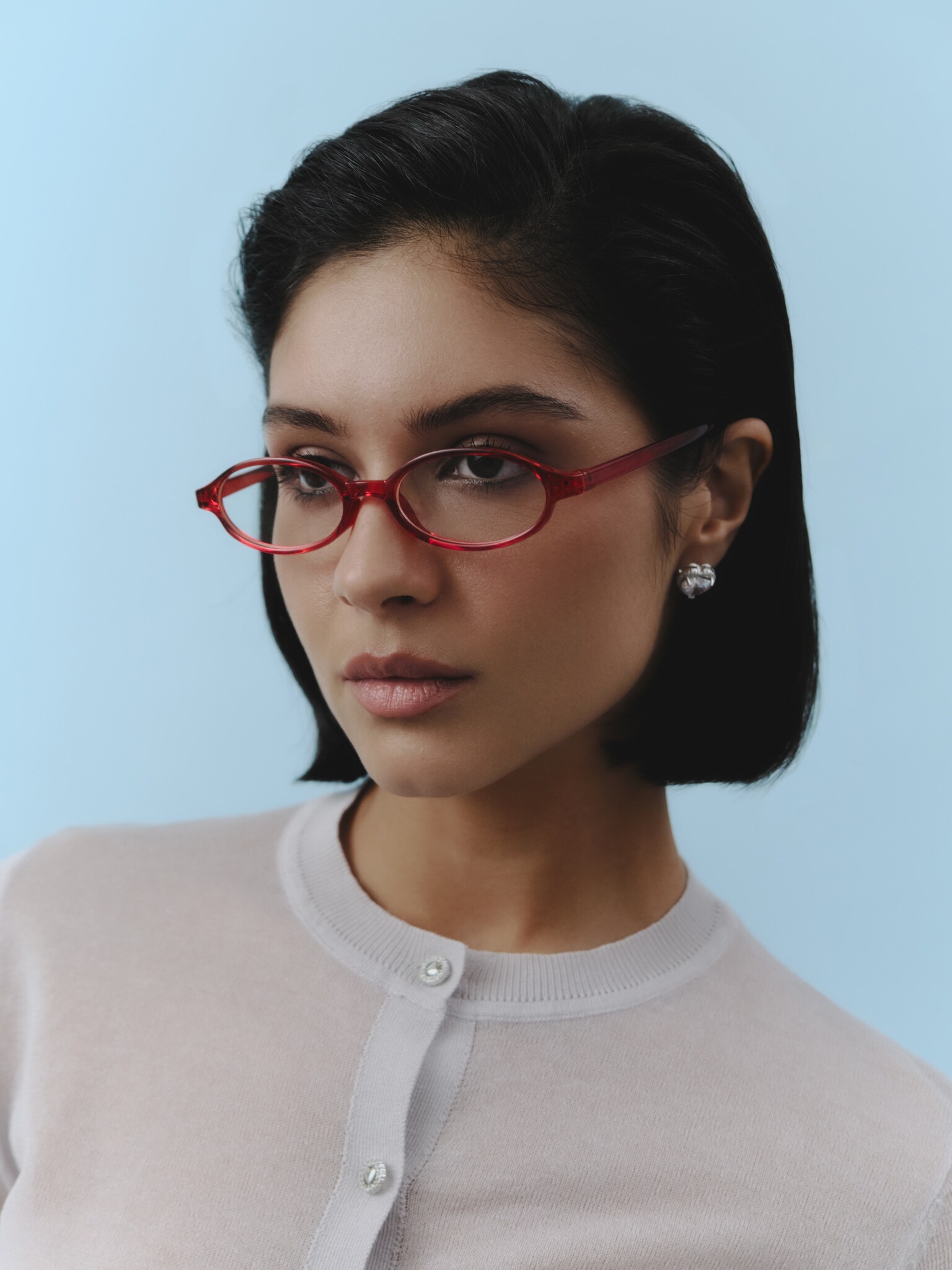 Овальные очки с прозрачными линзами