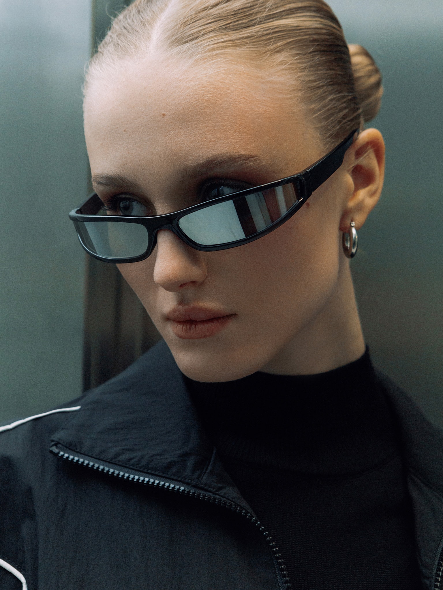 Солнцезащитные очки с зеркальными линзами :: LICHI - Online fashion store