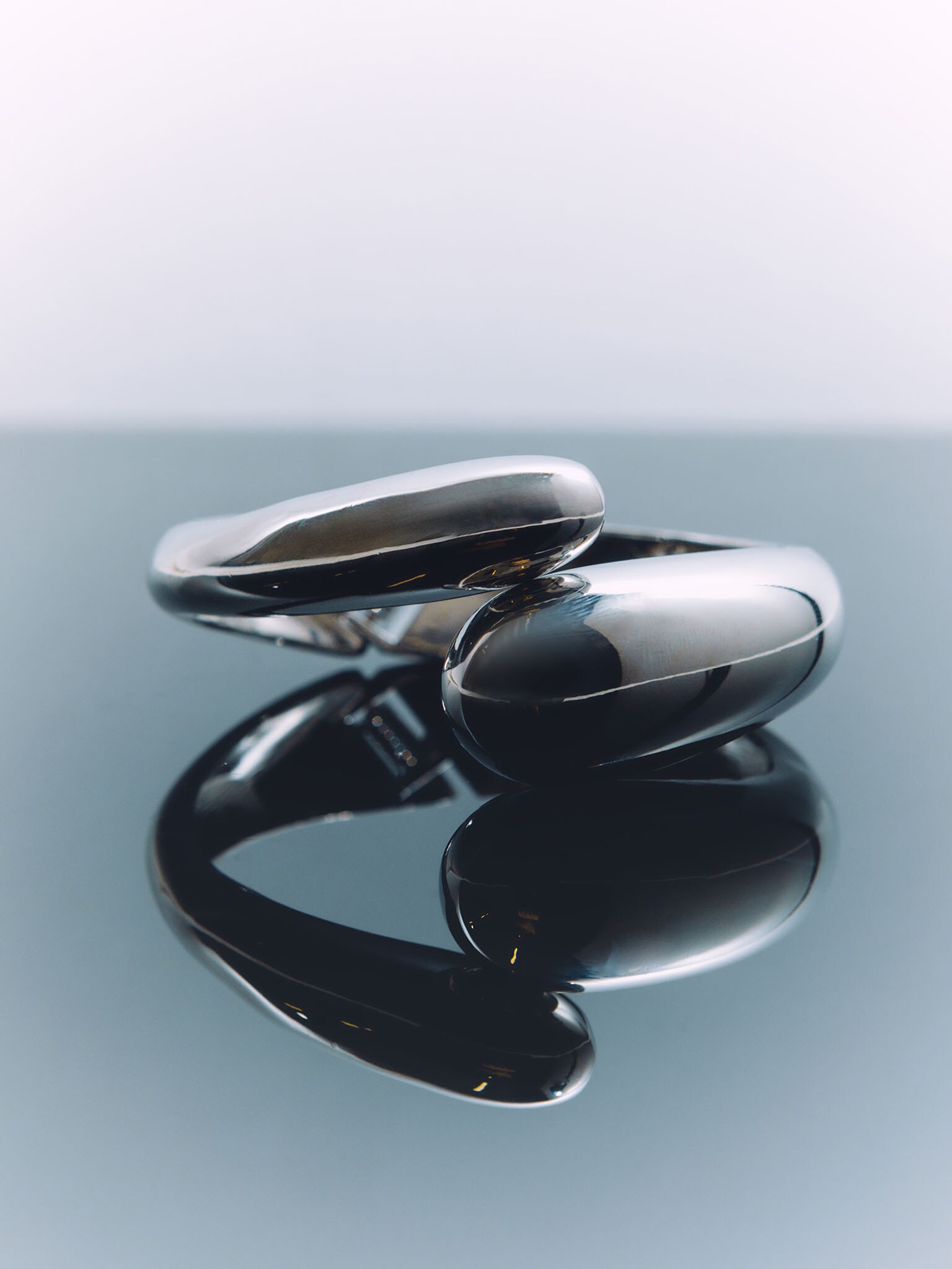 Abstract-shaped bangle bracelet :: LICHI - Online fashion store