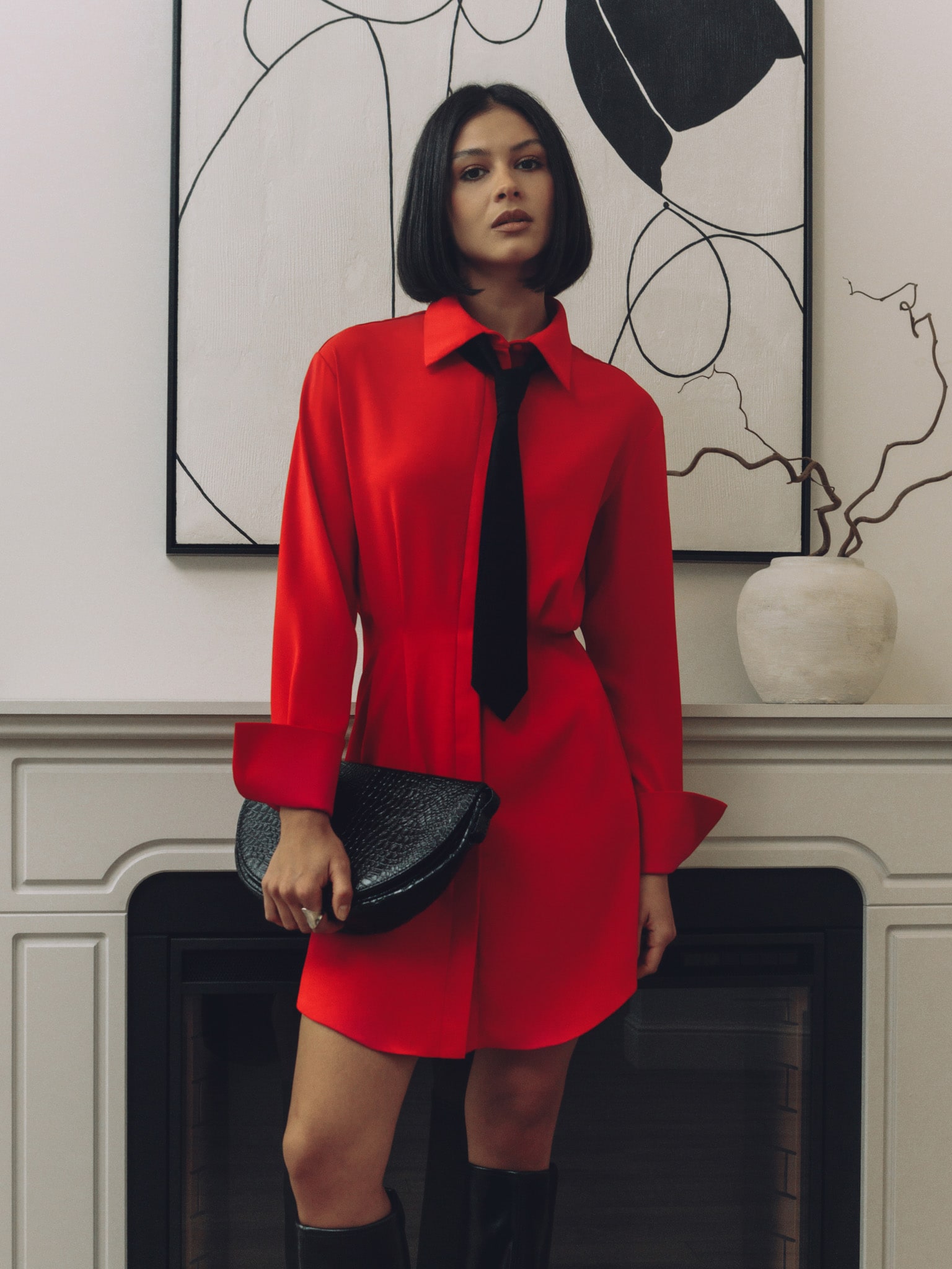 Fitted shirt dress with a tie