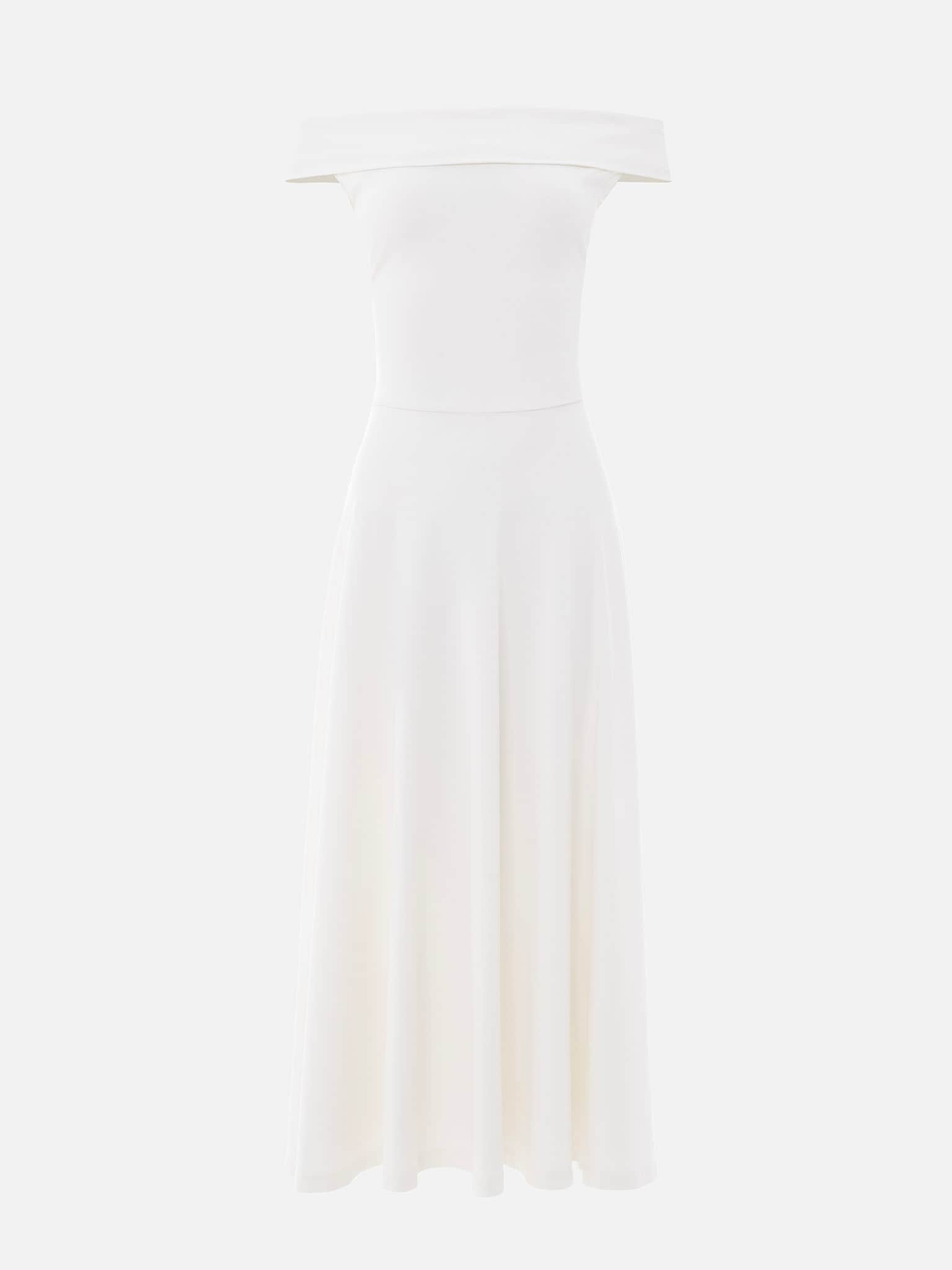 Приталенное платье миди с открытыми плечами