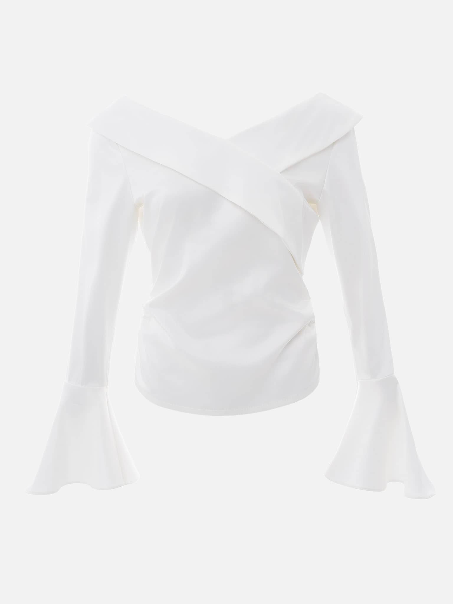 Fitted blouse with criss-cross collar details