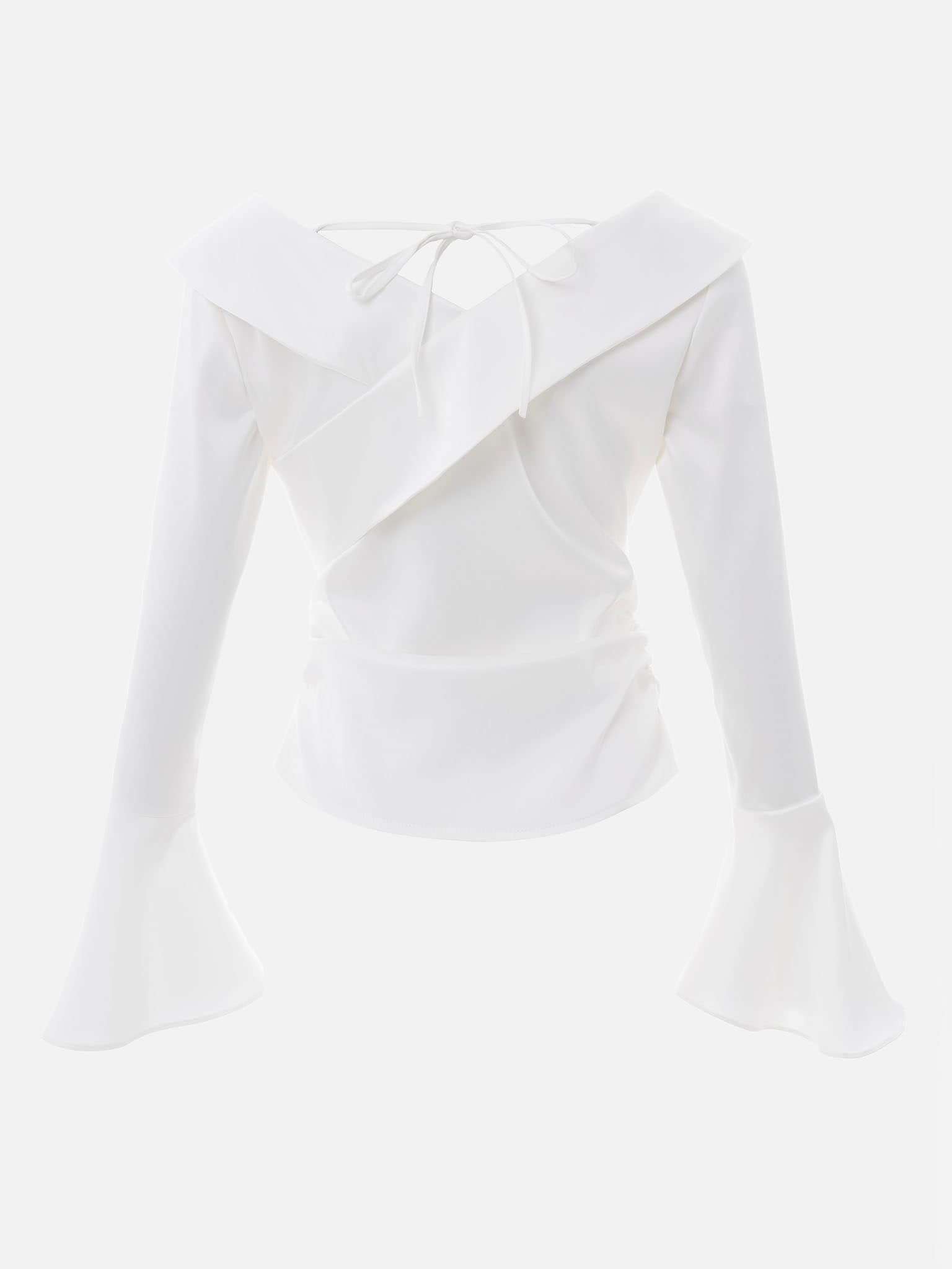 Fitted blouse with criss-cross collar details