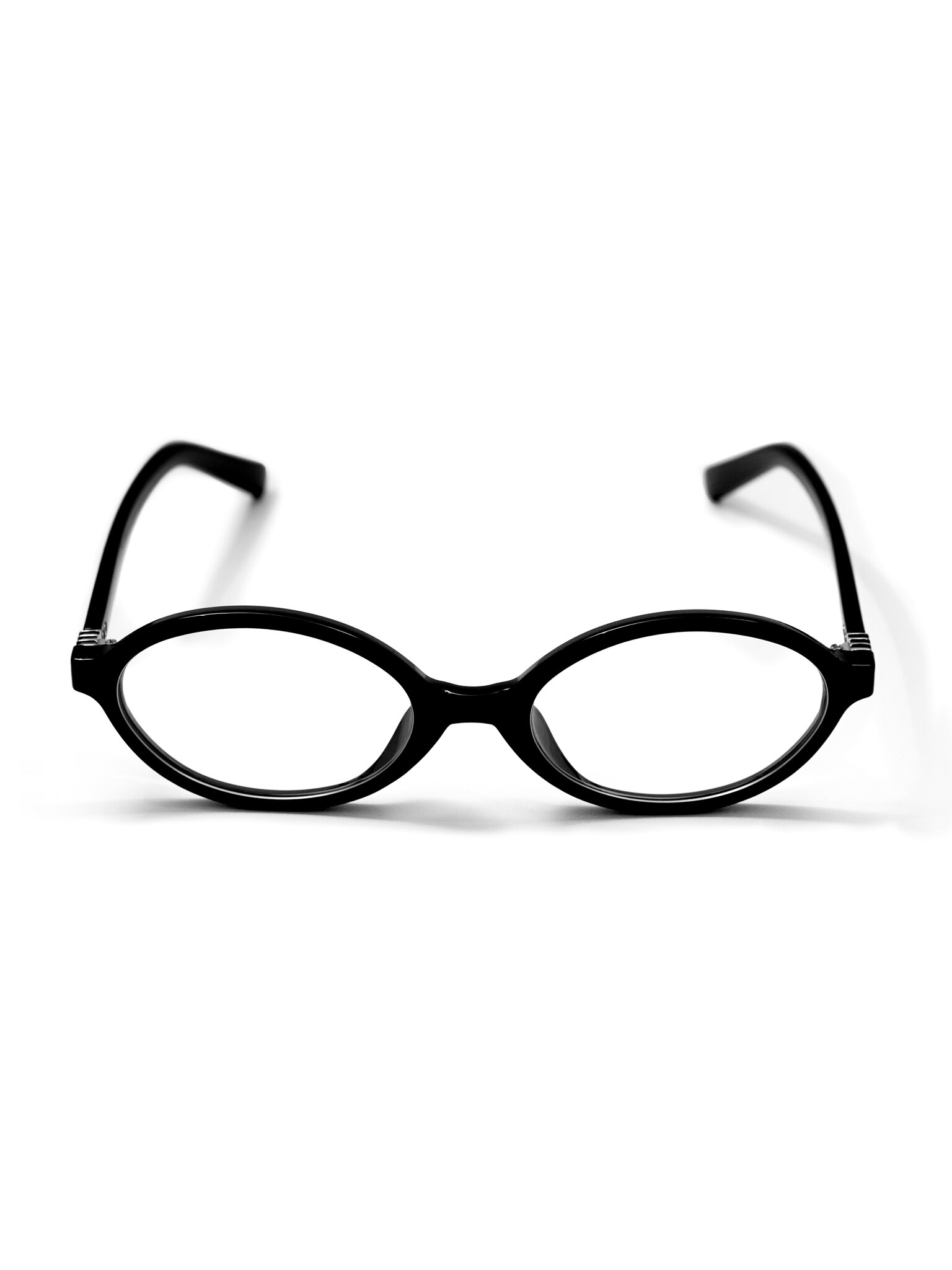 نظارات مزخرفة بيضاوية الشكل