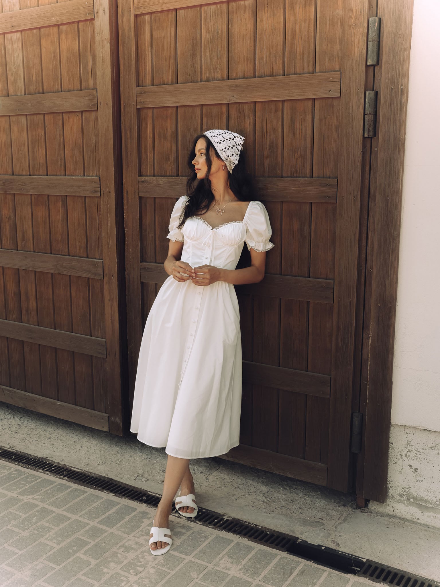 Midi dress with ties and lace on bodice