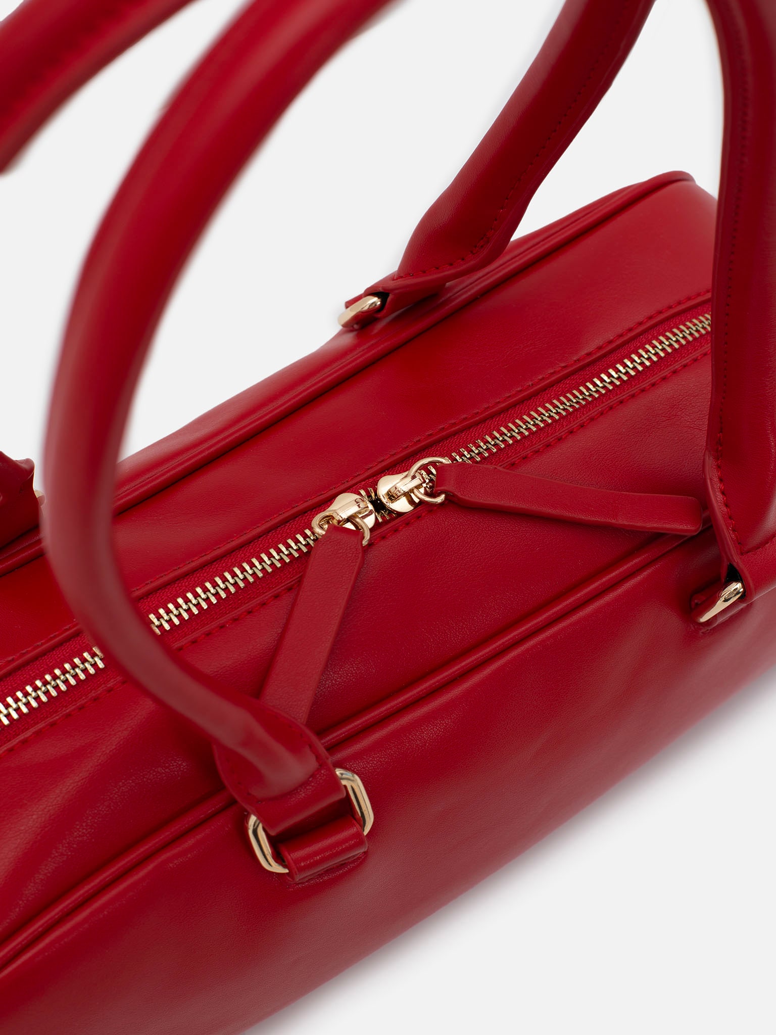 Long baguette bag with thin handles