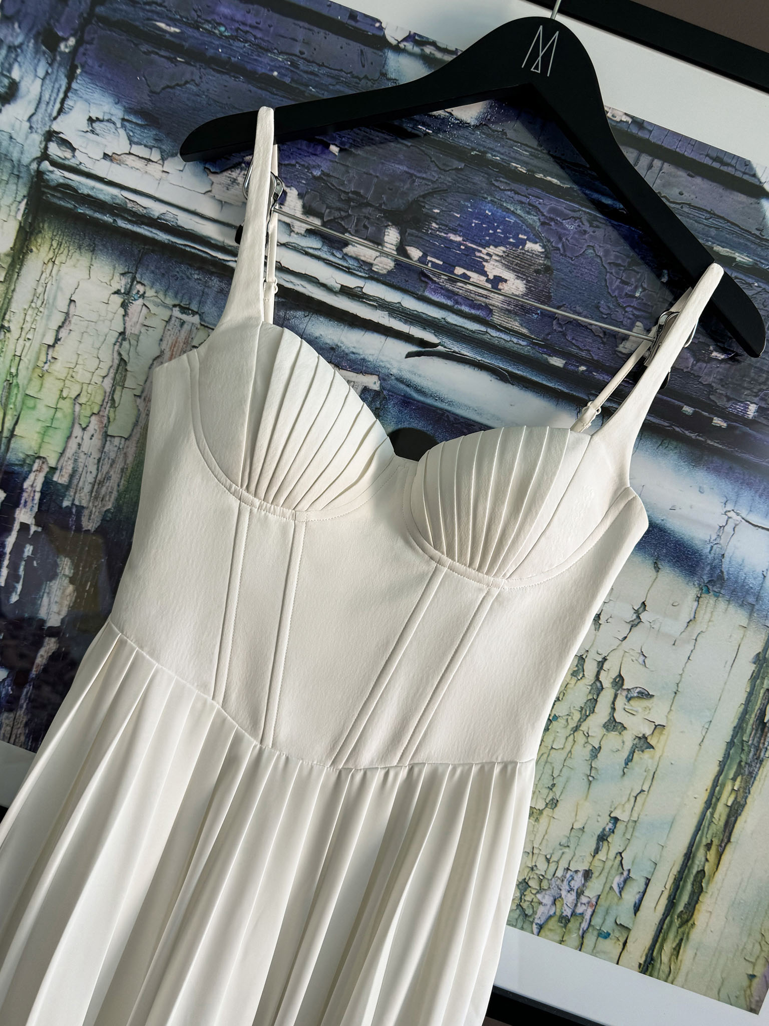 Midikleid mit faltigem Oberteil und plissiertem Rock