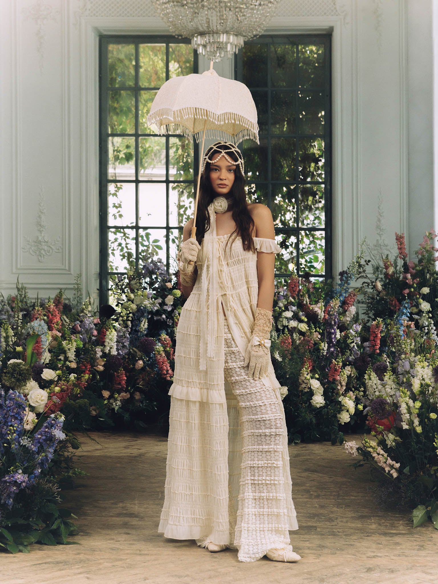 Layered maxi dress with ties and pearl buttons :: LICHI Online