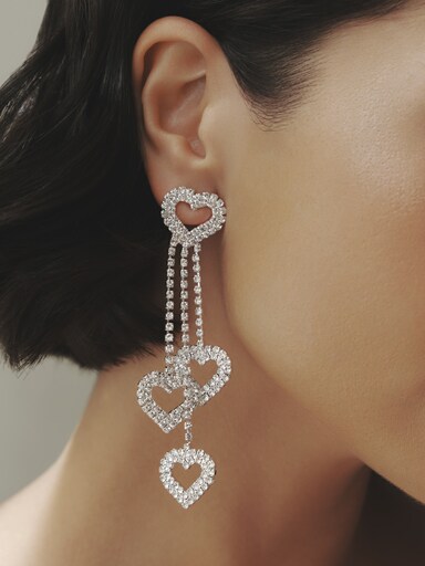 Серебристый