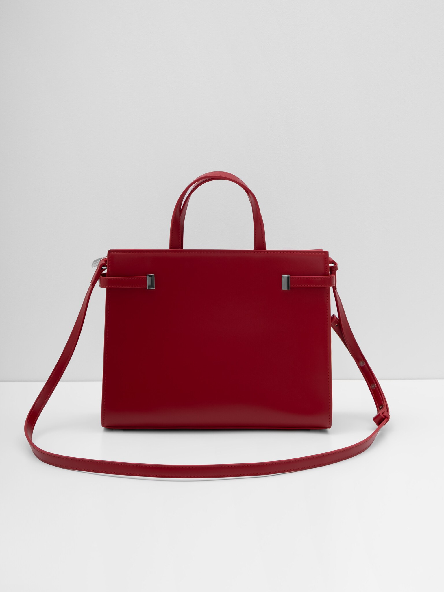 Красный Красный