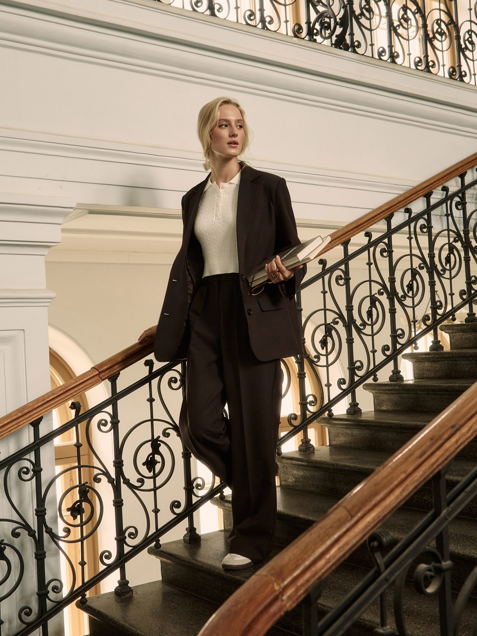 Einreihige Anzugjacke mit übergroßen Knöpfen