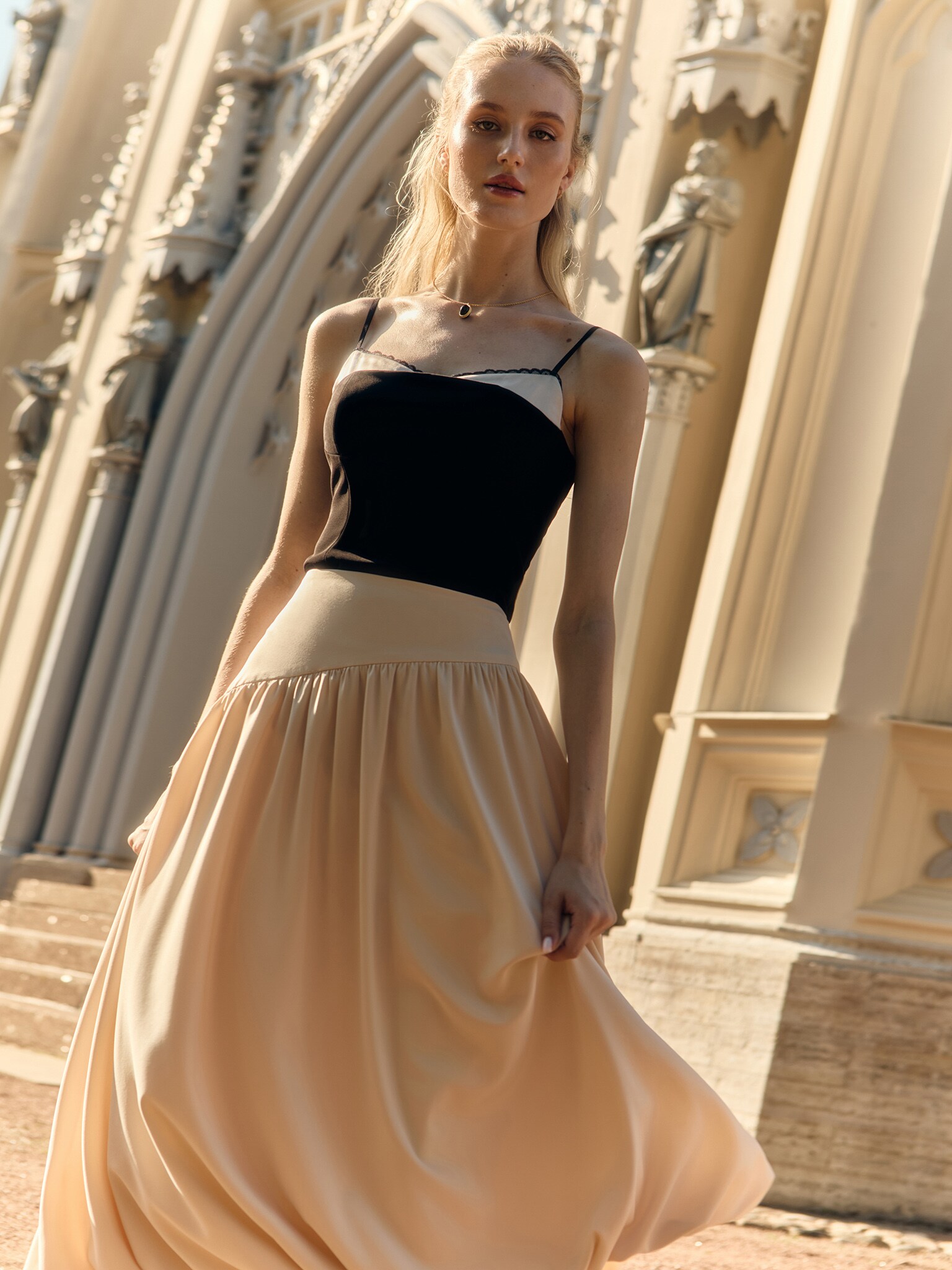 Юбка баллон миди с асимметричным поясом