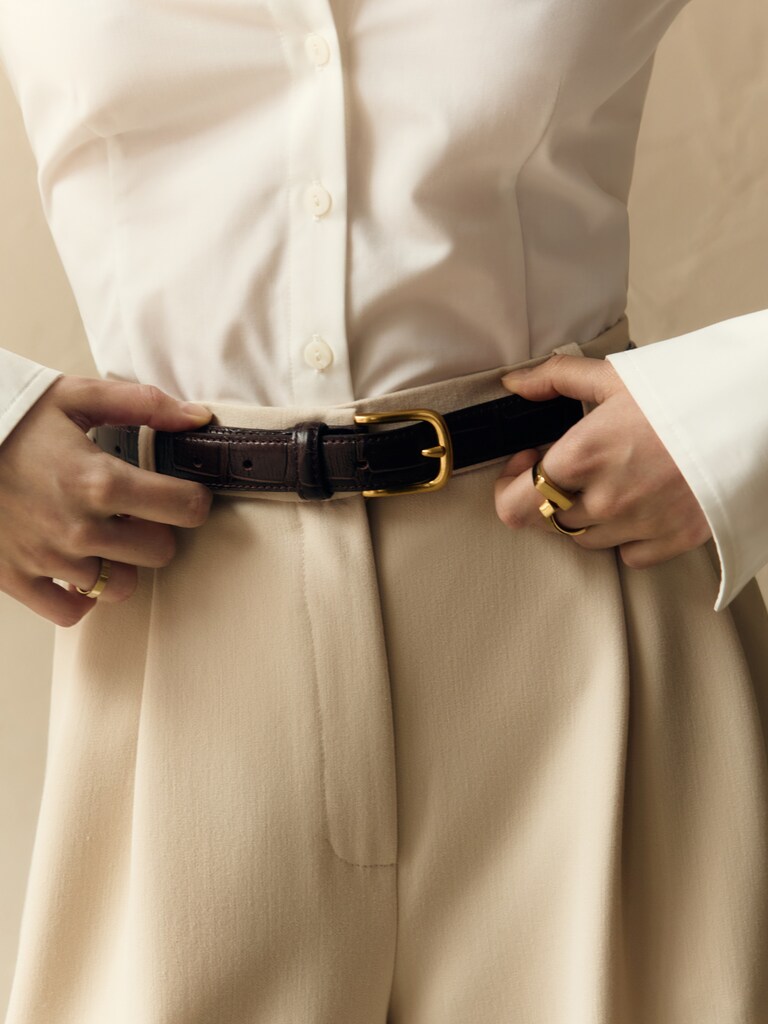 Ремень из фактурной кожи с металлической пряжкой