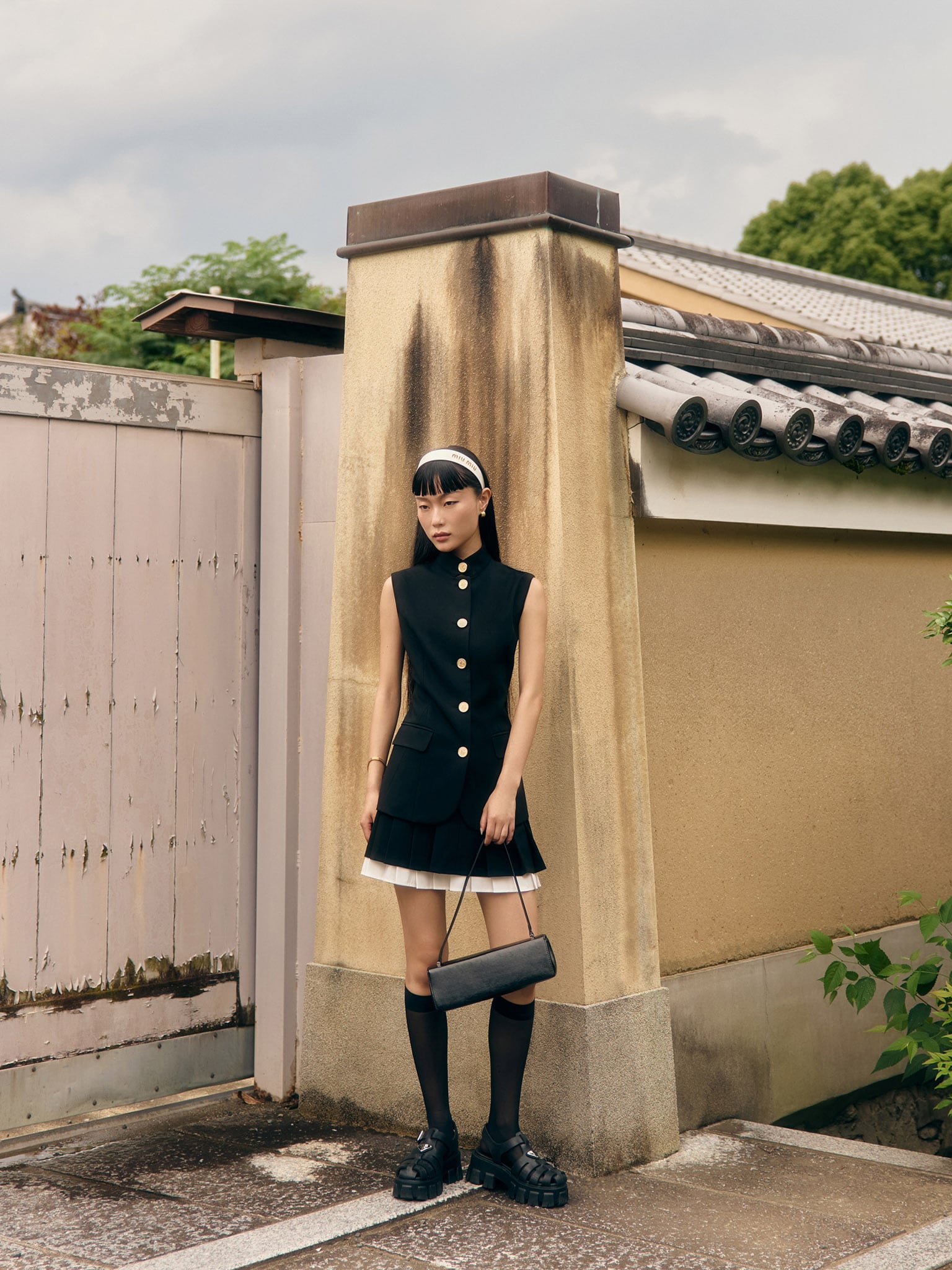 Suiting waistcoat with high collar