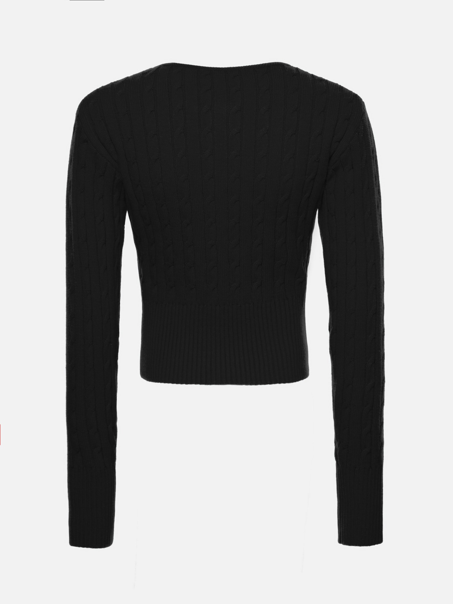 Укороченный кардиган вязки косами