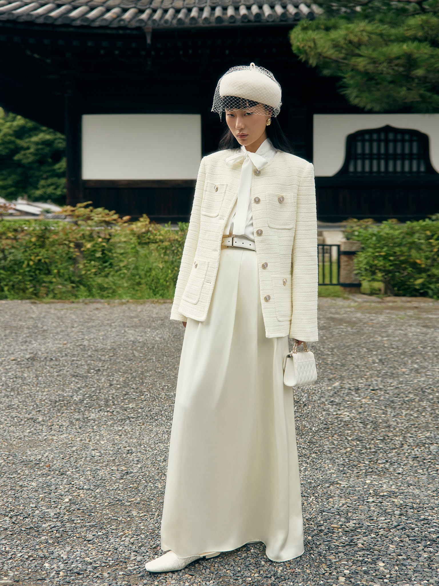 Elongated jacket in textured fabric