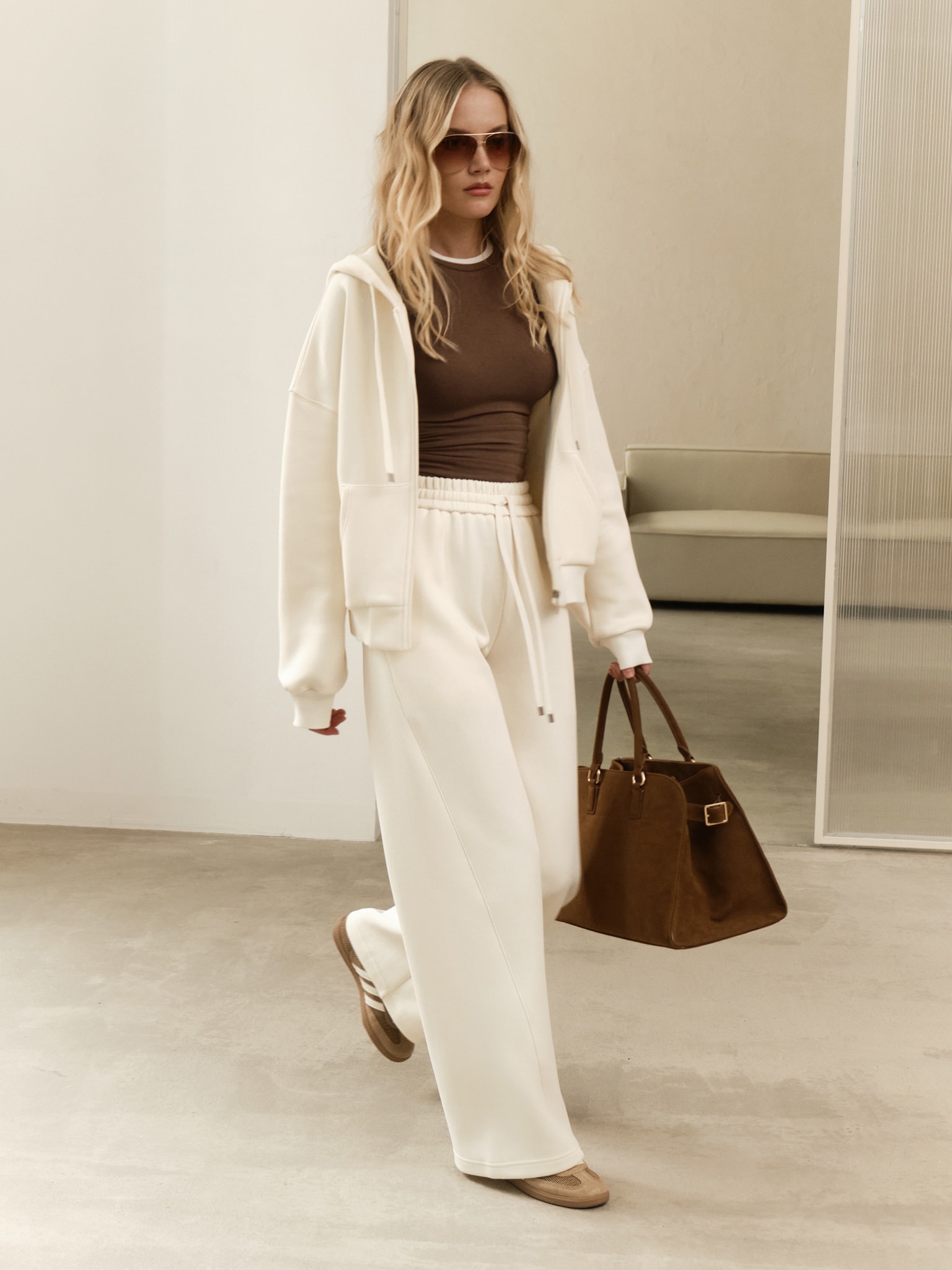 Худи оверсайз из футера на молнии