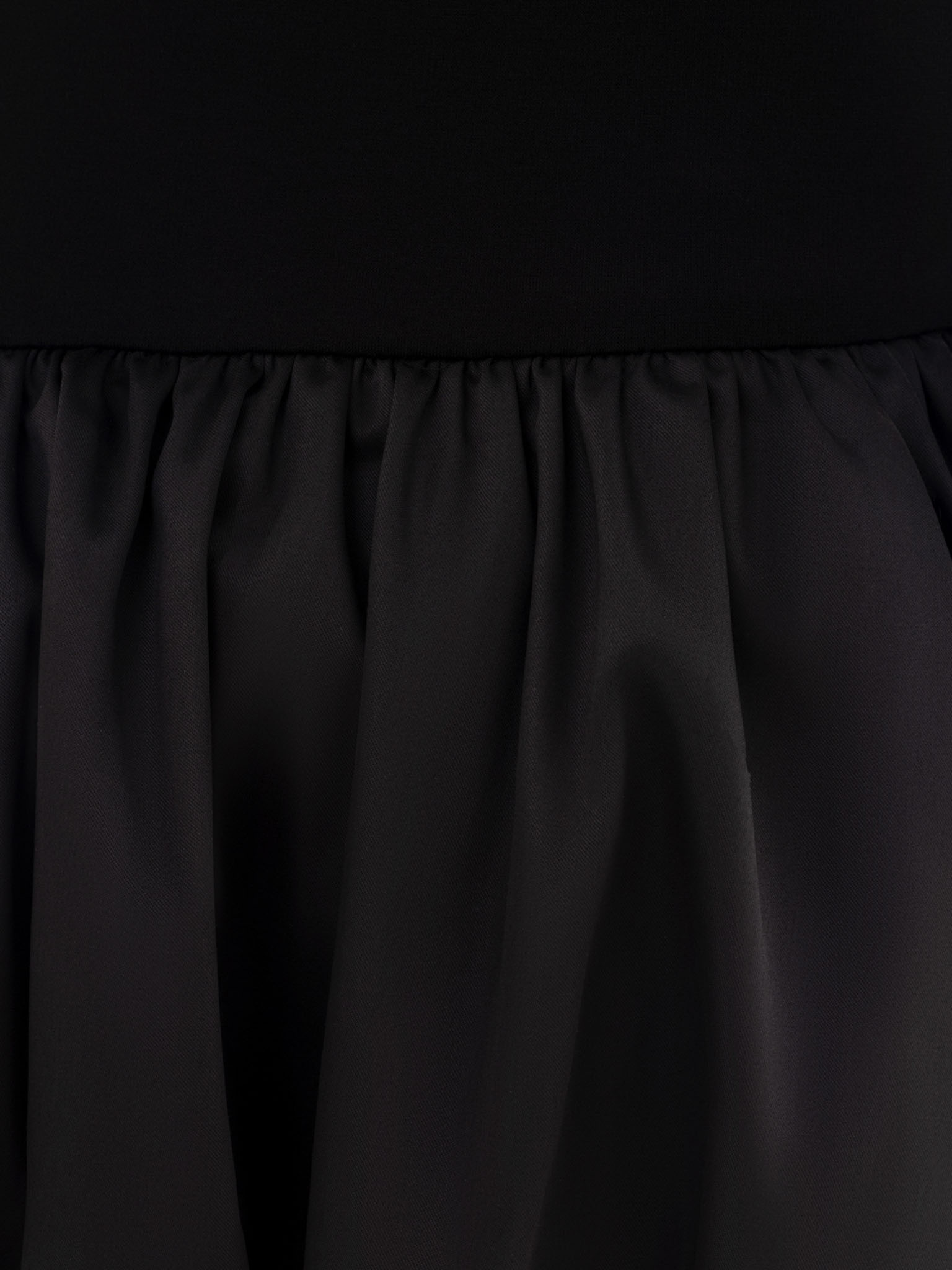 Mini dress with open shoulders and balloon skirt :: LICHI