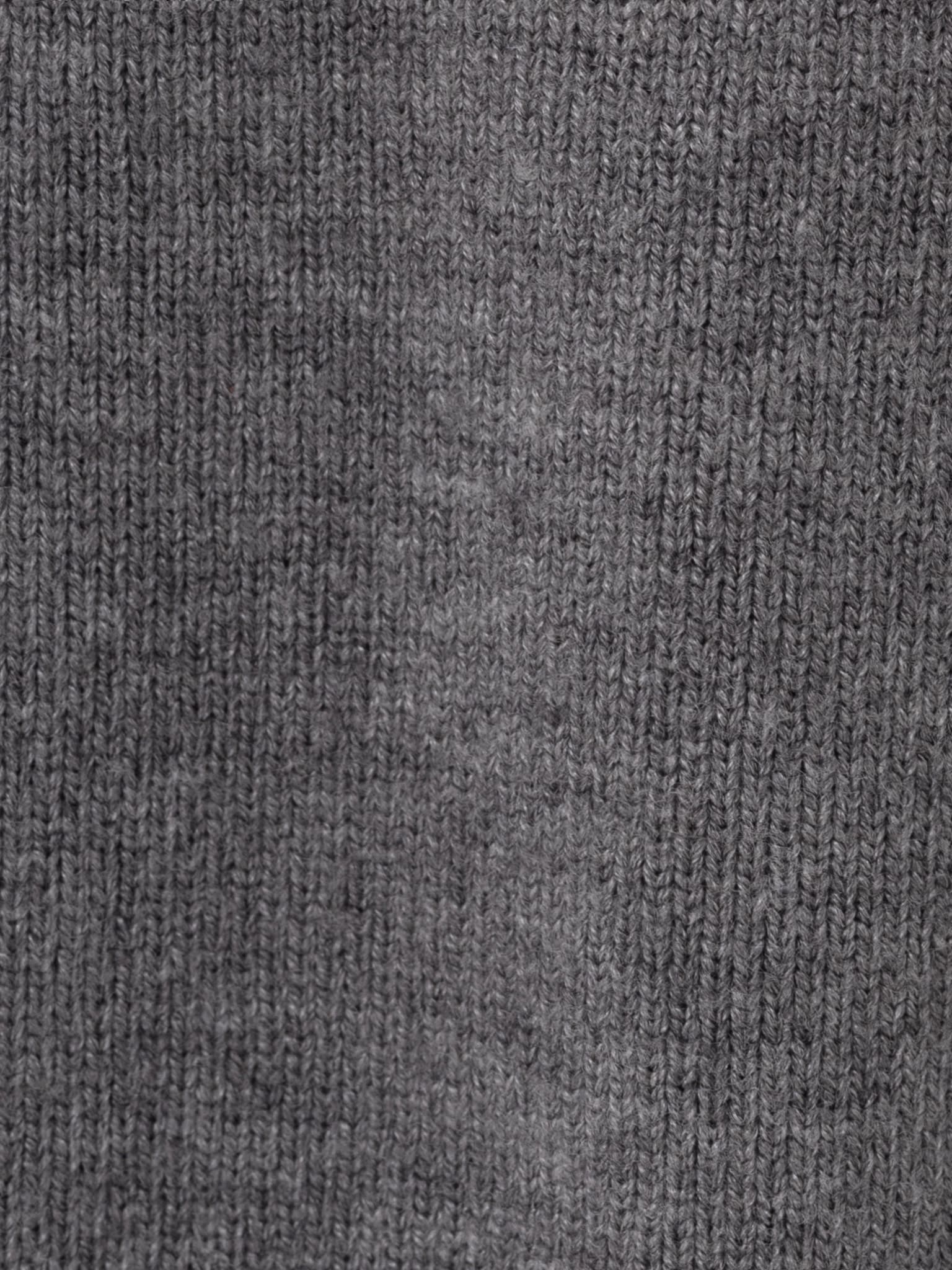 Cardigan with pleated insert on the collar